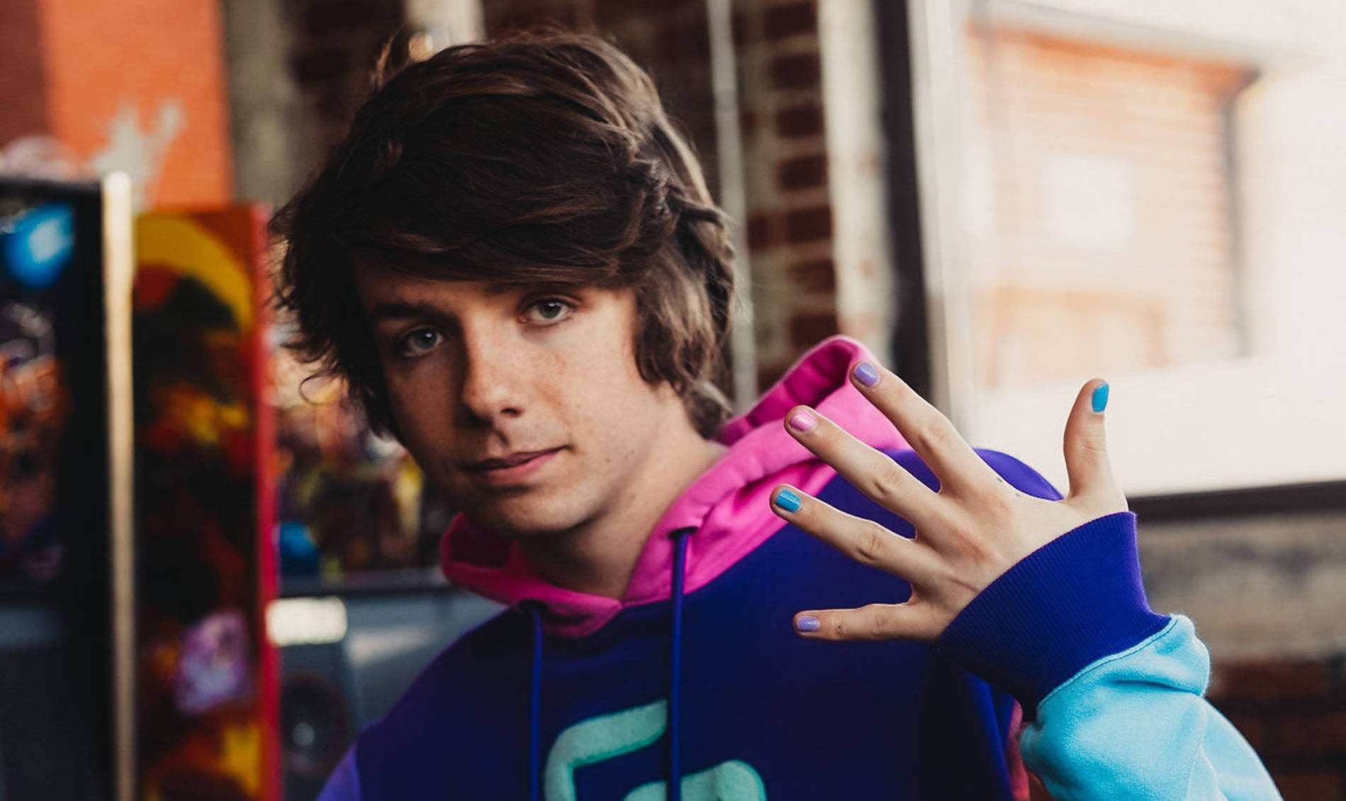 Karl Jacobs, pastel nails, colorful hoodie, HD Desktop Wallpaper