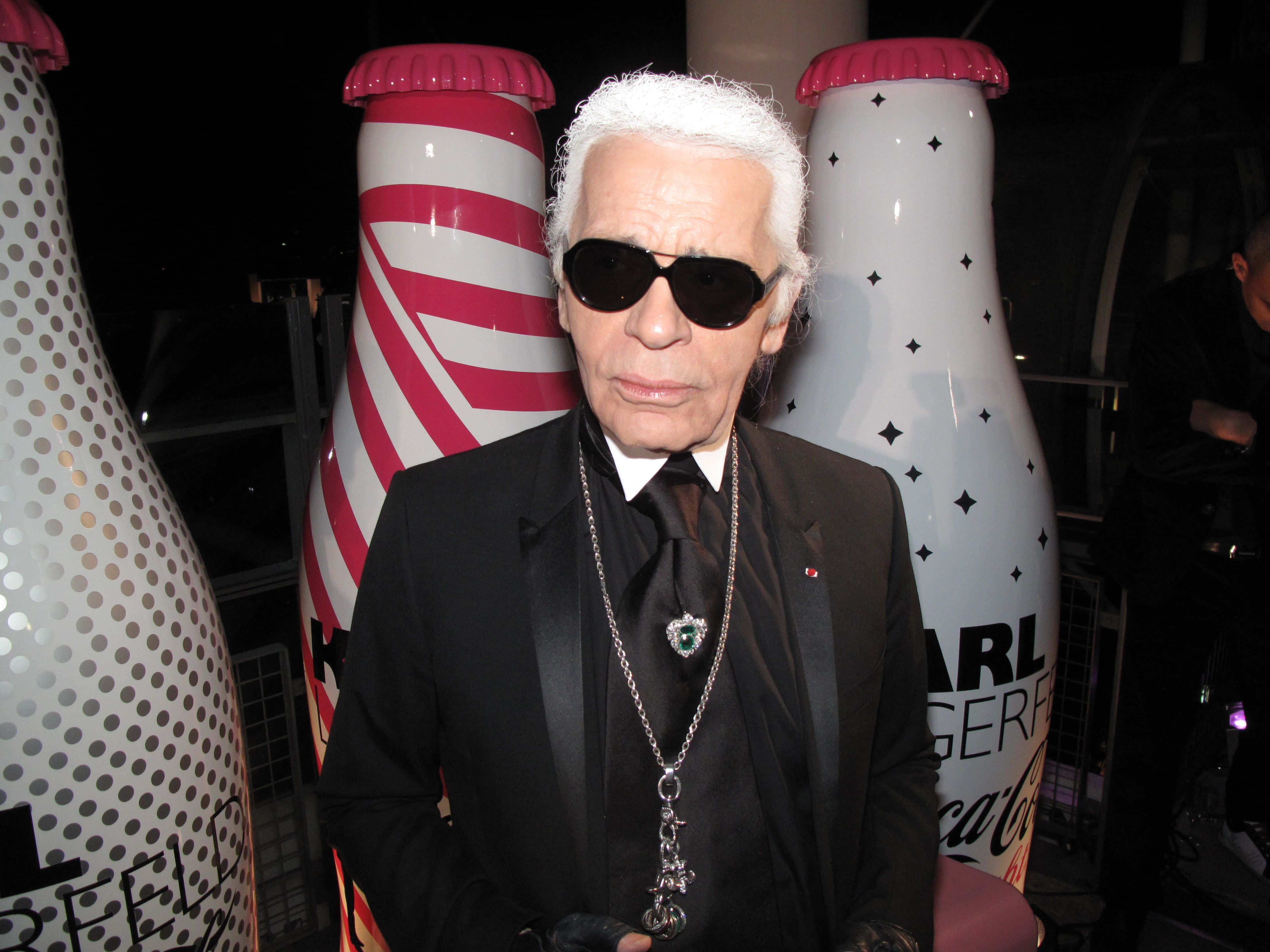 Karl Lagerfeld, black suit, sunglasses, 4K Desktop Wallpaper