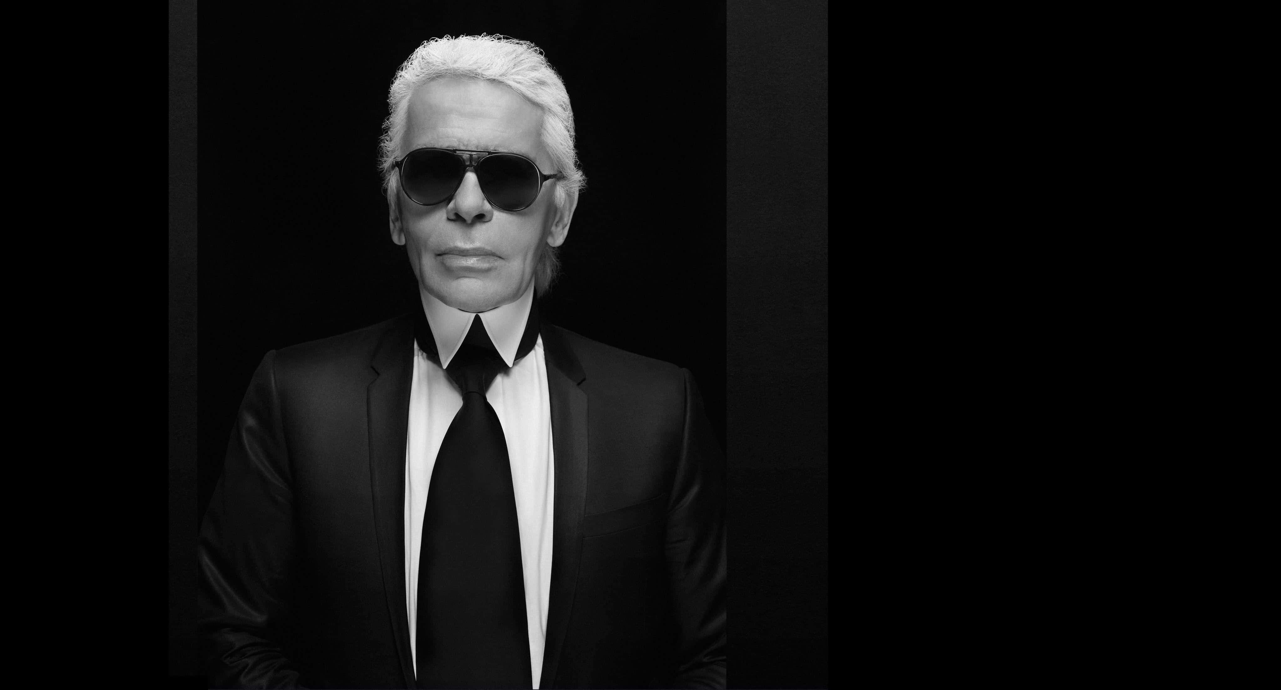 Karl Lagerfeld, black and white portrait, sharp suit, 4K Desktop Wallpaper