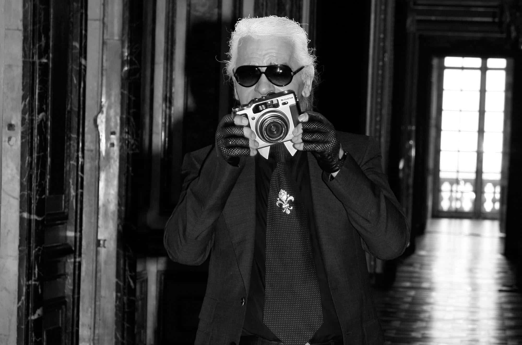 Karl Lagerfeld, suit and tie, sunglasses, Full HD Desktop Wallpaper
