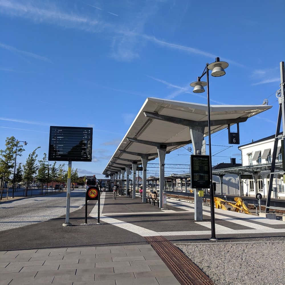 Karlshamn, train station, sunny day, SD Desktop Wallpaper