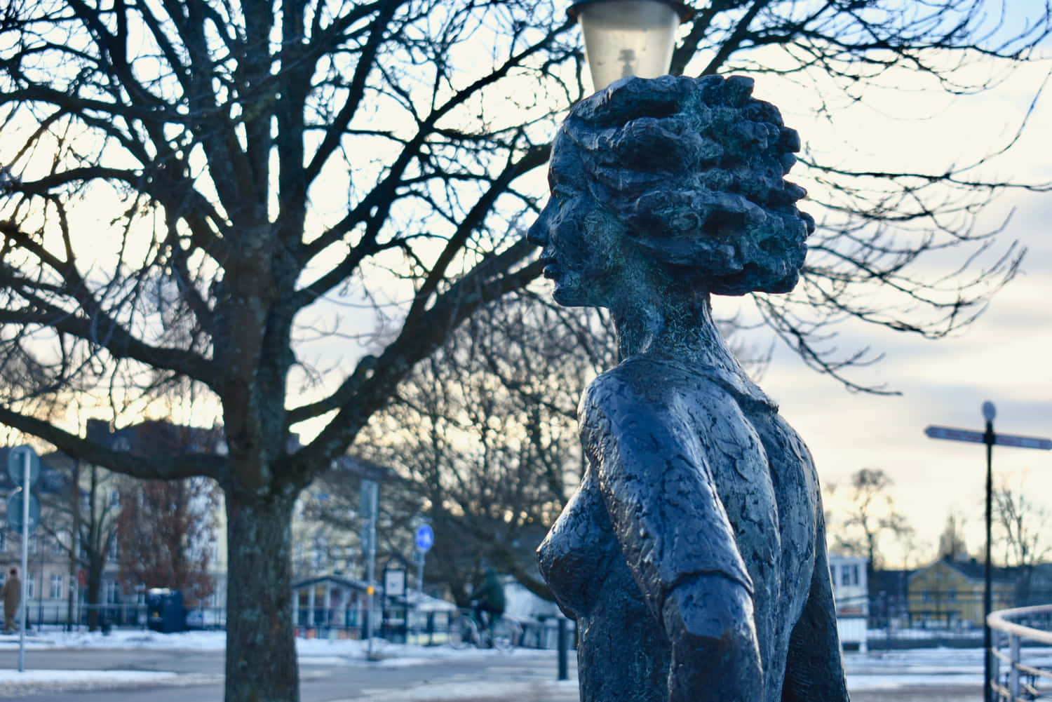 Karlstad Sweden, bronze statue, woman, HD Desktop Wallpaper