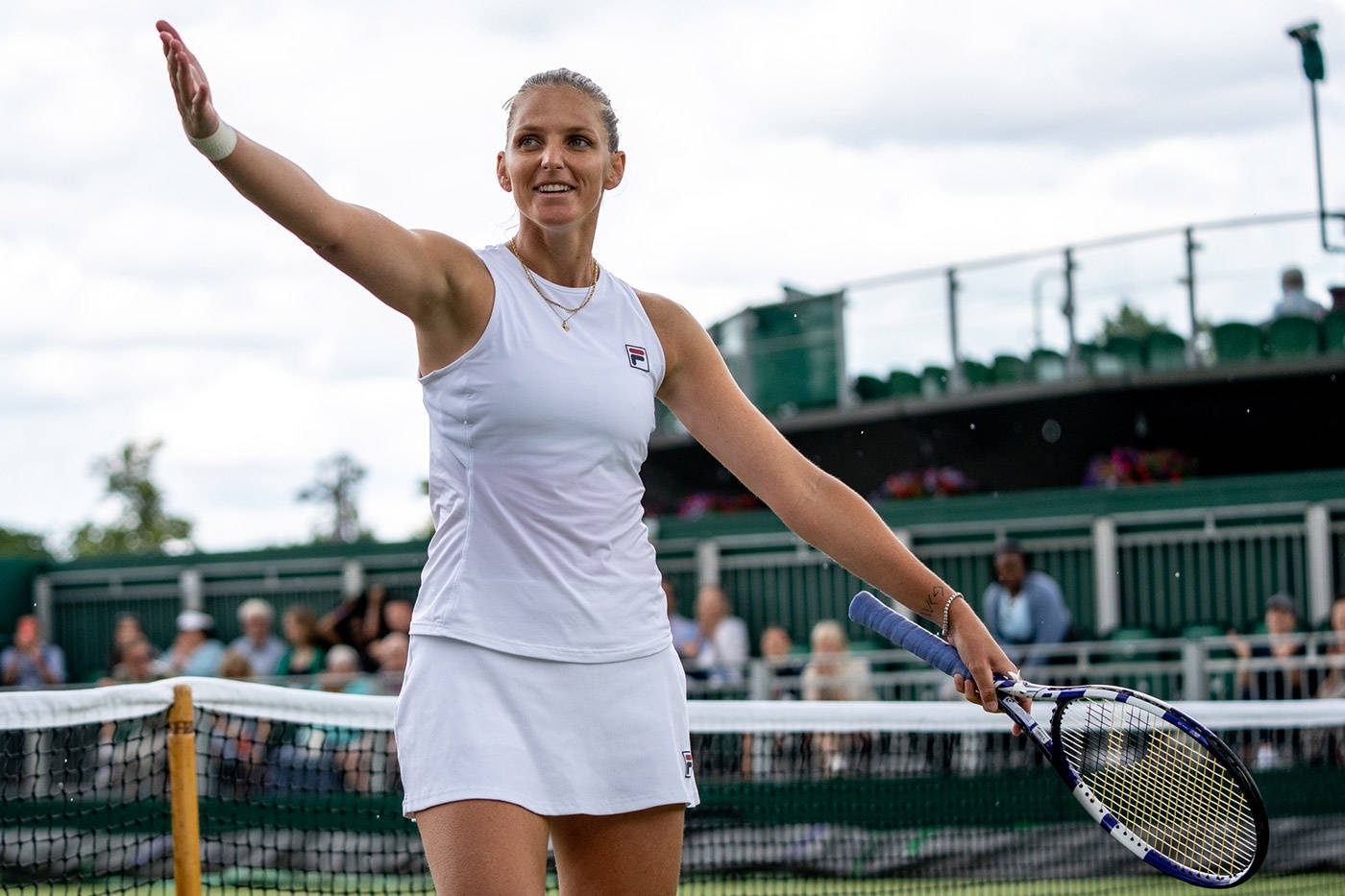 Karolina Pliskova, grass court, racket, HD Desktop Wallpaper