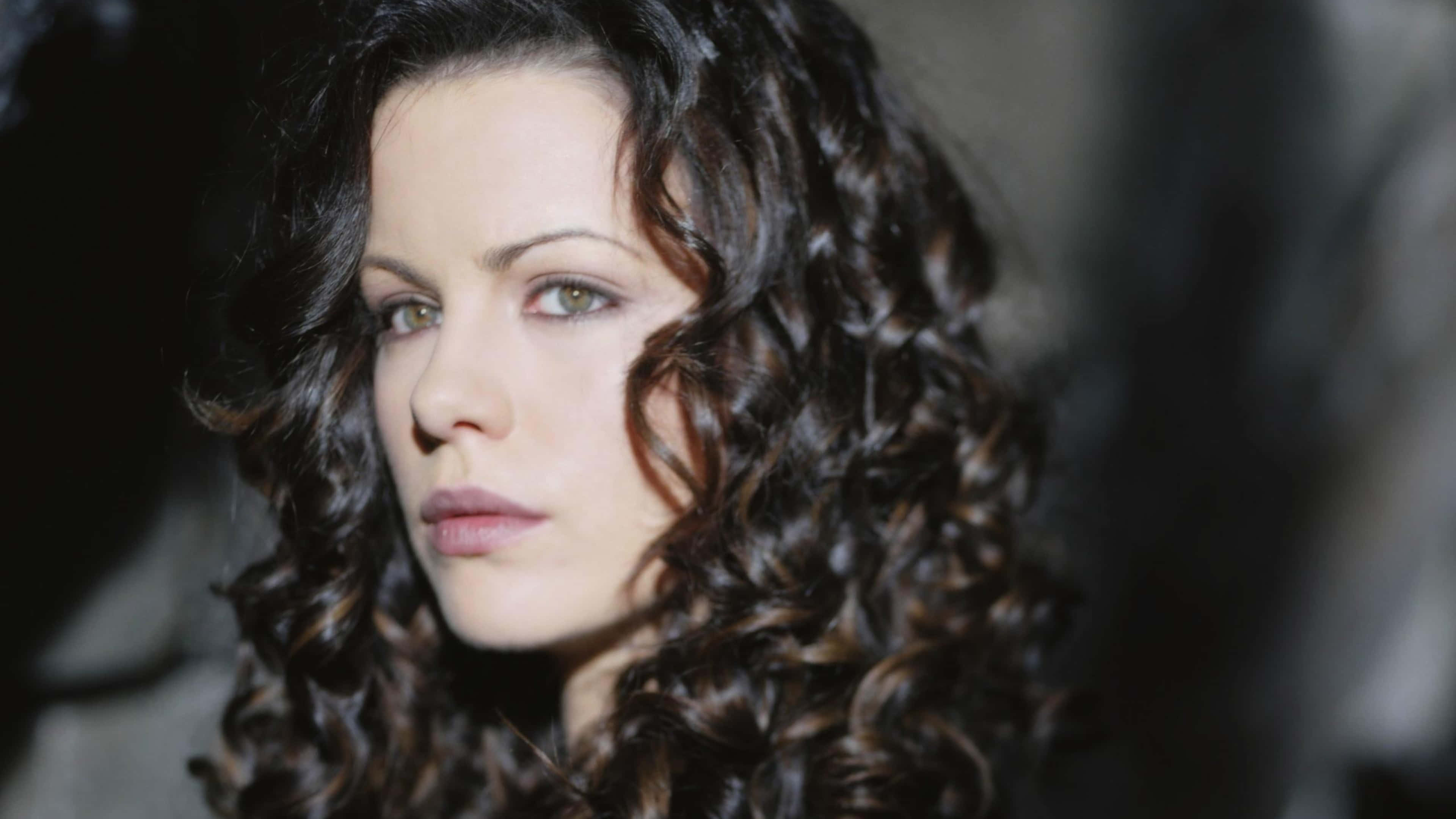 Kate Beckinsale, curly hair, portrait, 4K Desktop Wallpaper