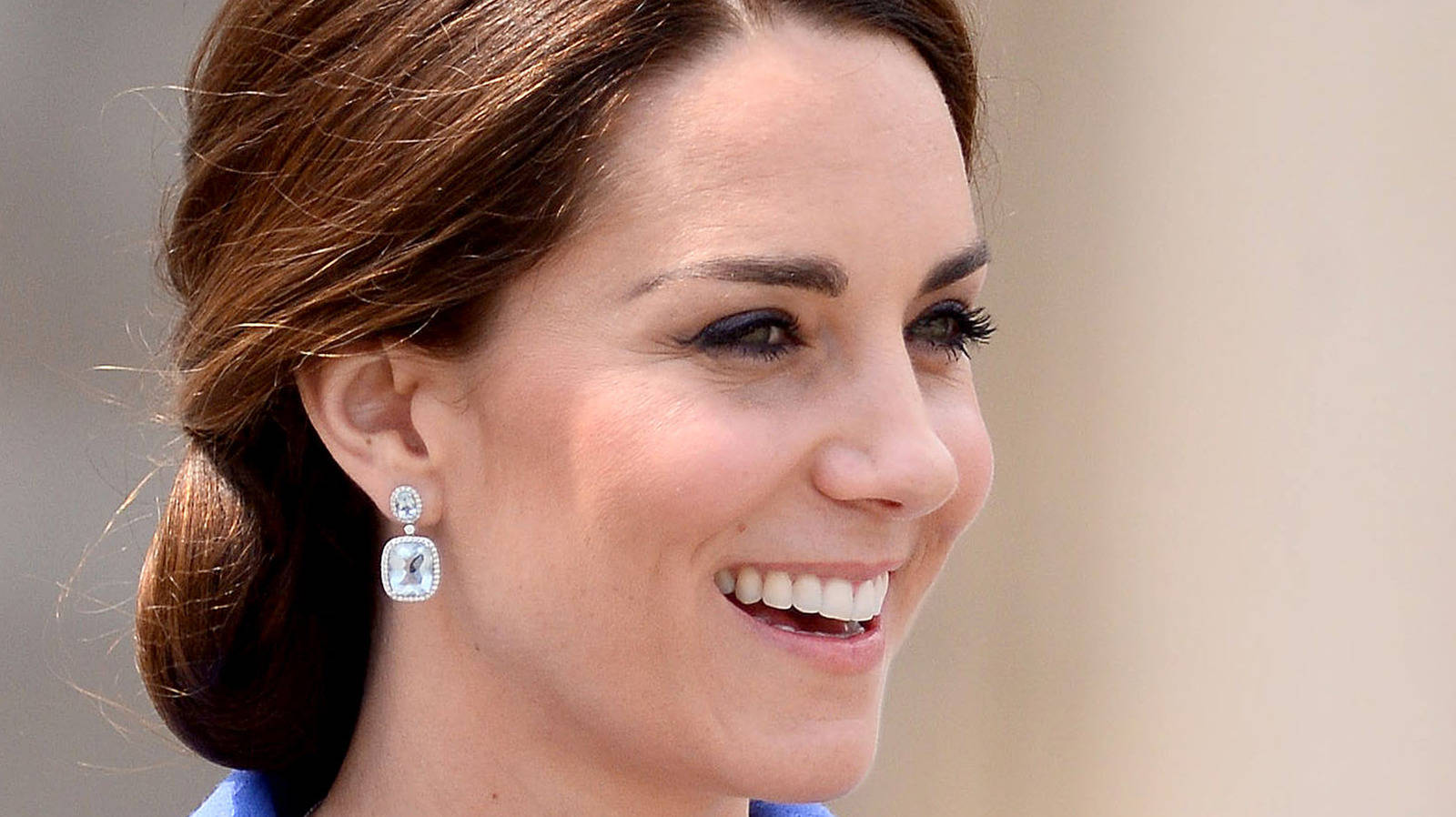 Kate Middleton, brown hair, bun, HD Desktop Wallpaper