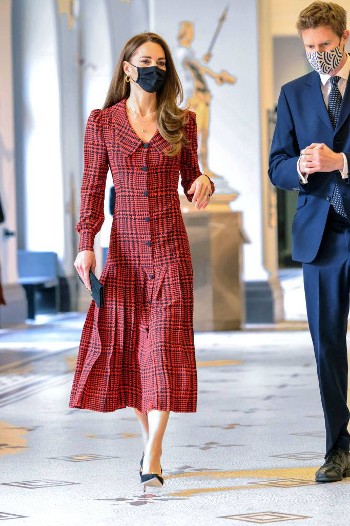 rufous plaid dress, black mask, grand hallway, SD Phone Wallpaper