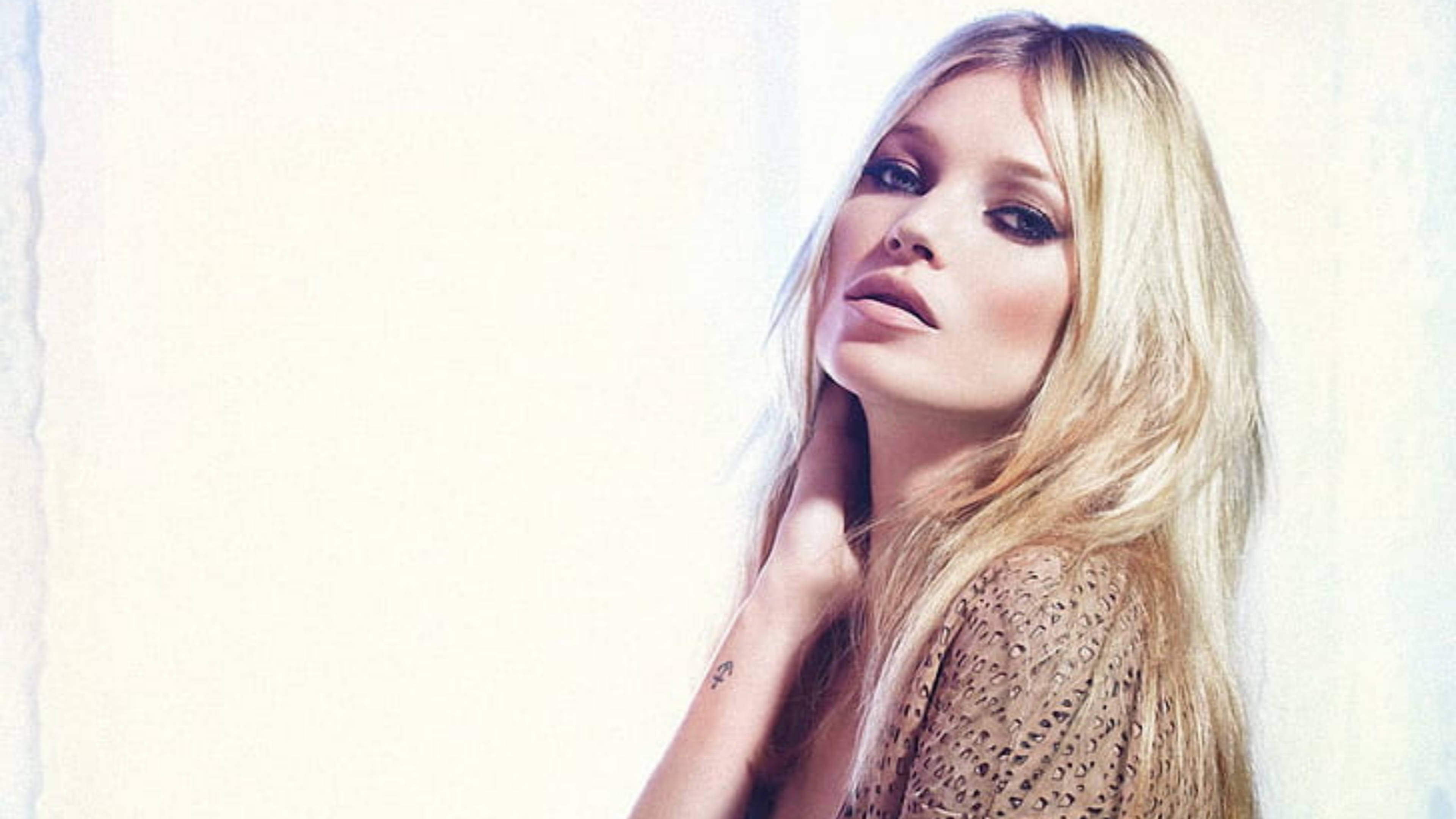 Kate Moss, blonde woman, long hair, 4K Desktop Wallpaper
