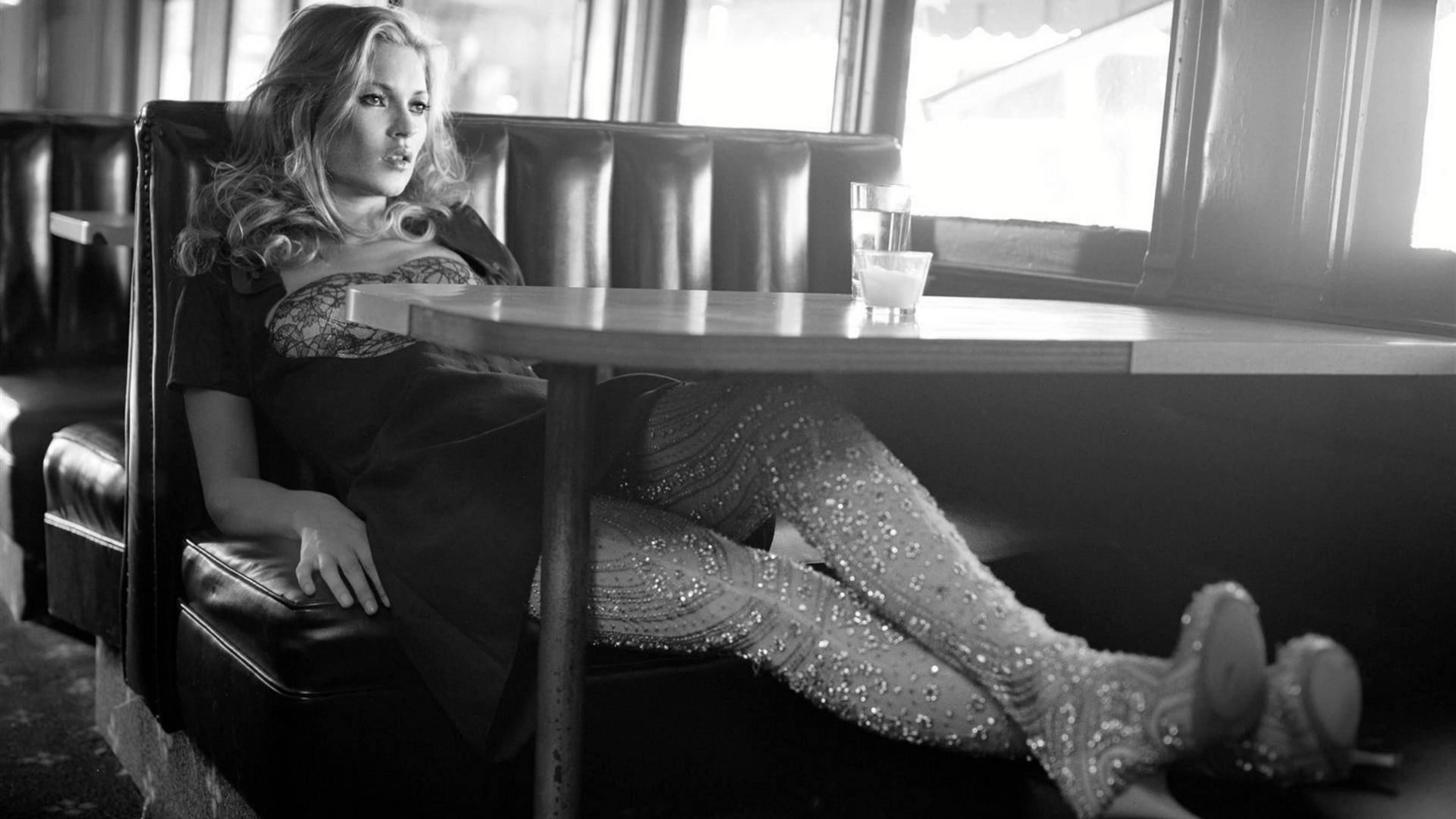 Kate Moss, vintage diner booth, sparkling pants, 4K Desktop Wallpaper