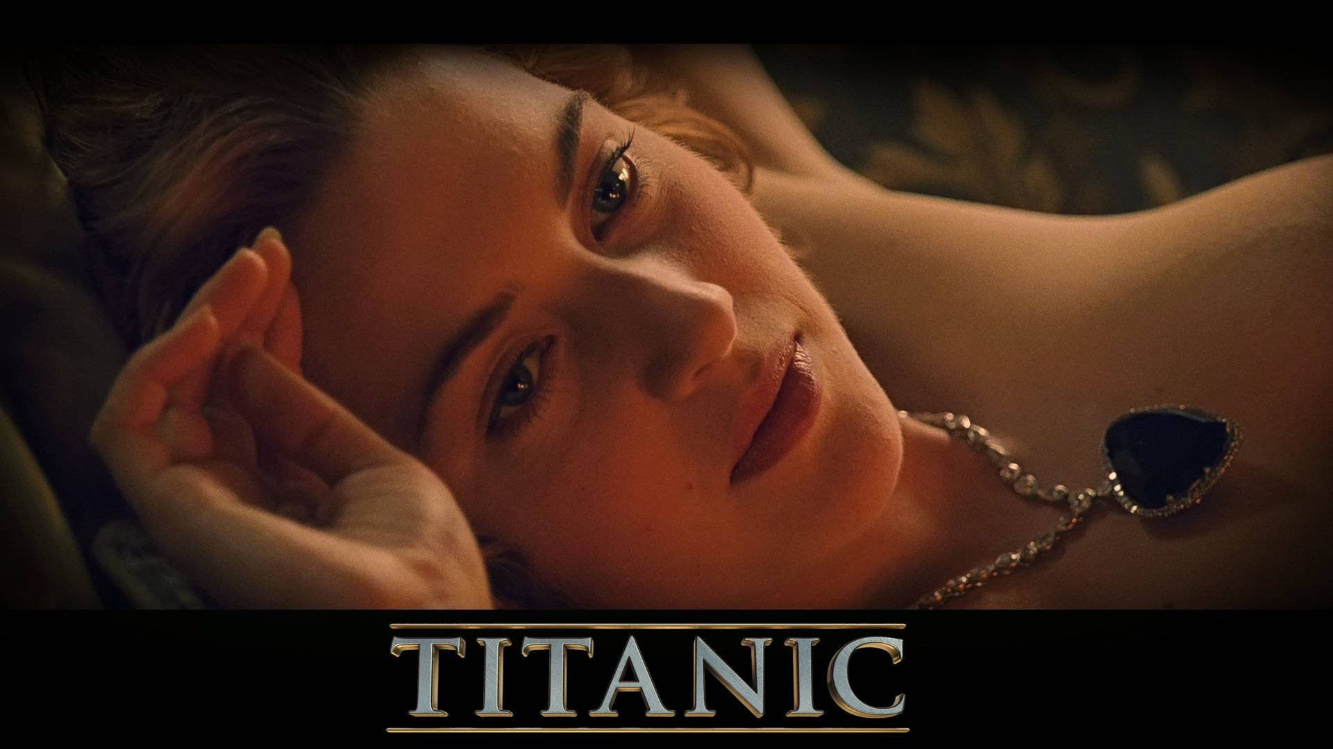 Kate Winslet, golden hair, heart-shaped pendant, Full HD Desktop Wallpaper