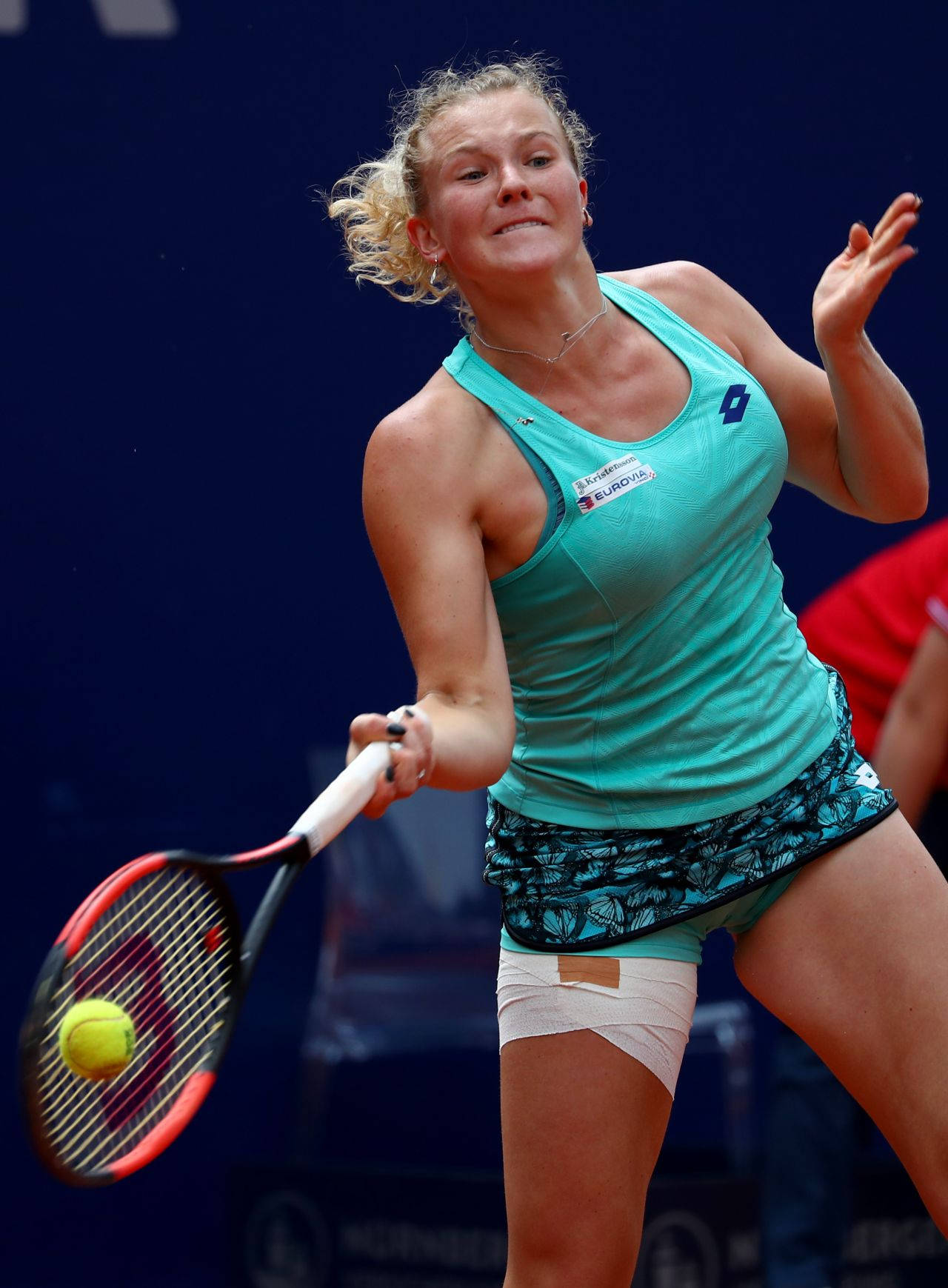 Katerina Siniakova, teal outfit, yellow ball, HD Phone Wallpaper