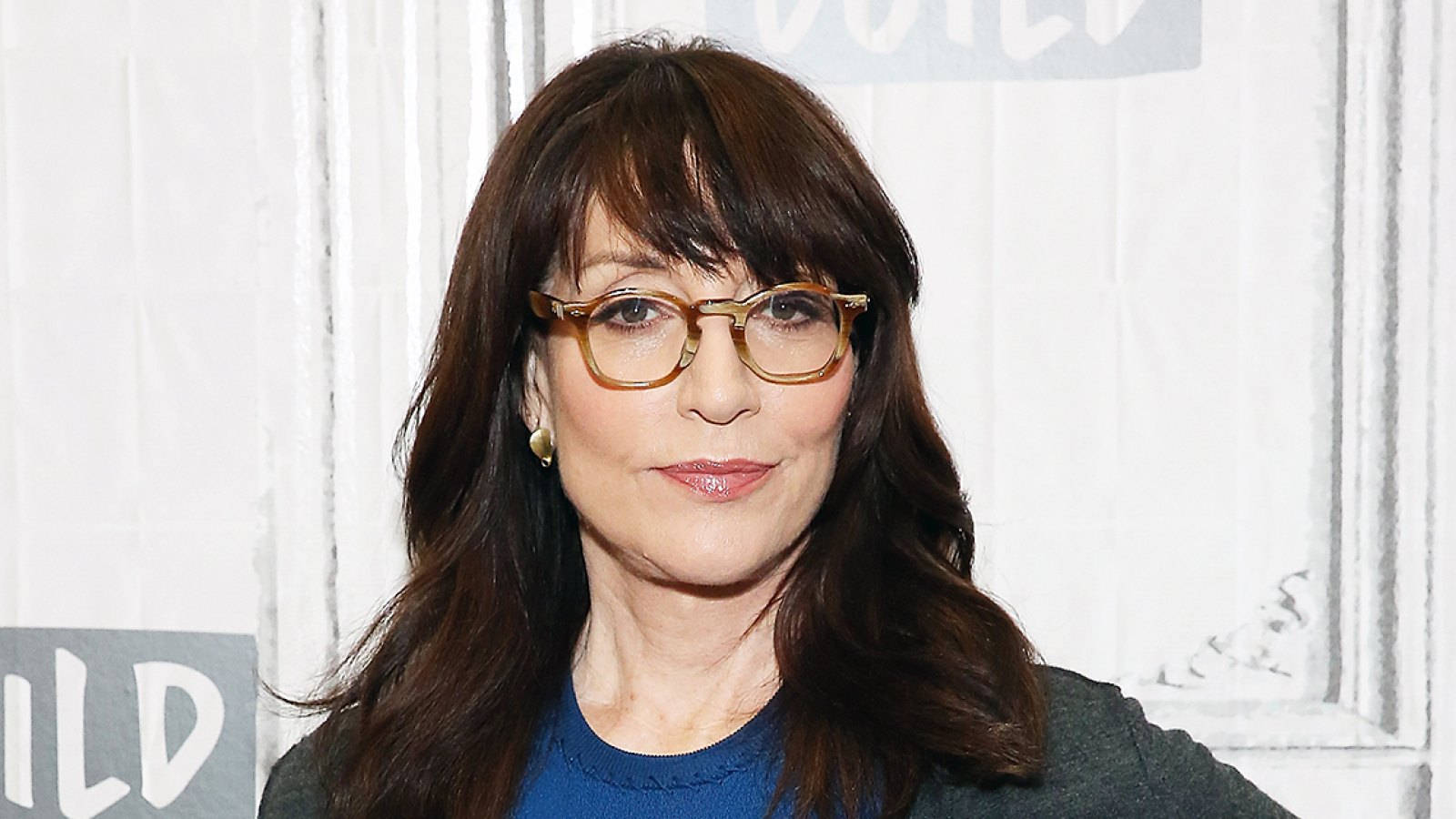 Katey Sagal, brown hair, glasses, HD Desktop Wallpaper