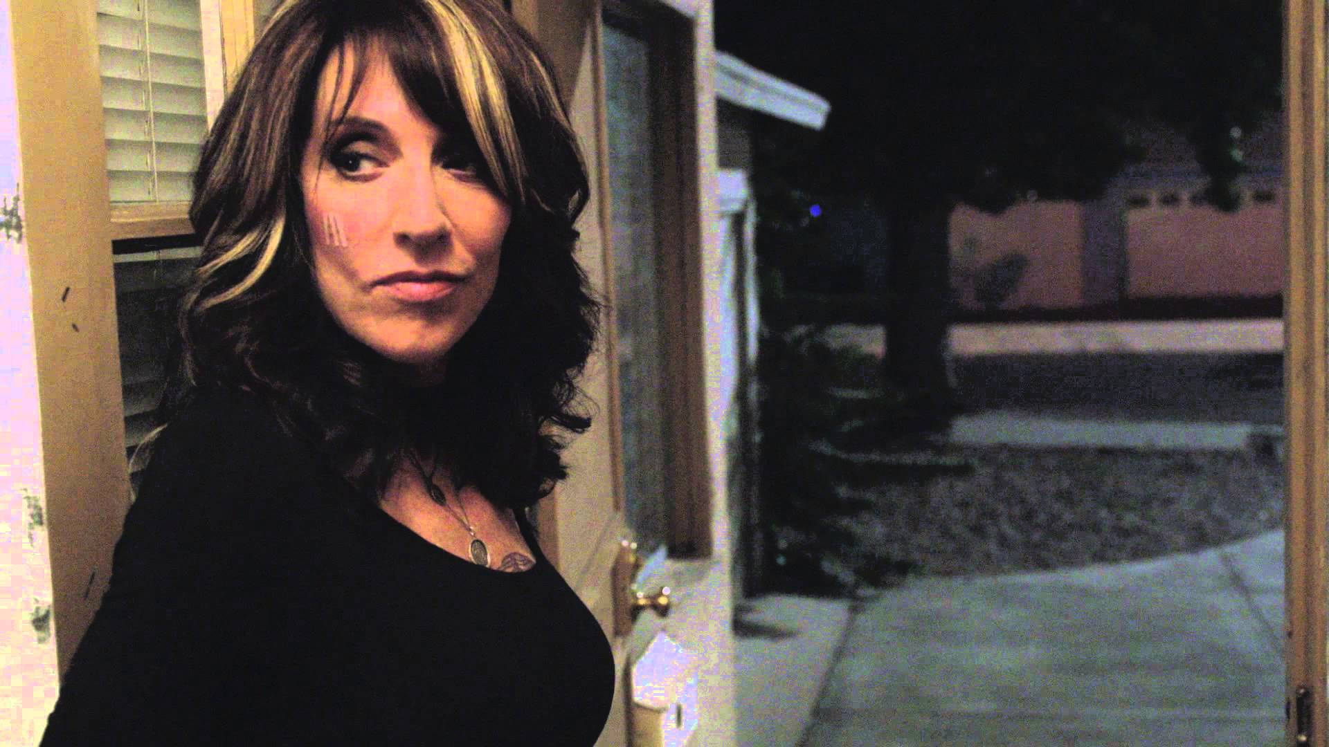 Katey Sagal, dark hair, black top, Full HD Desktop Wallpaper