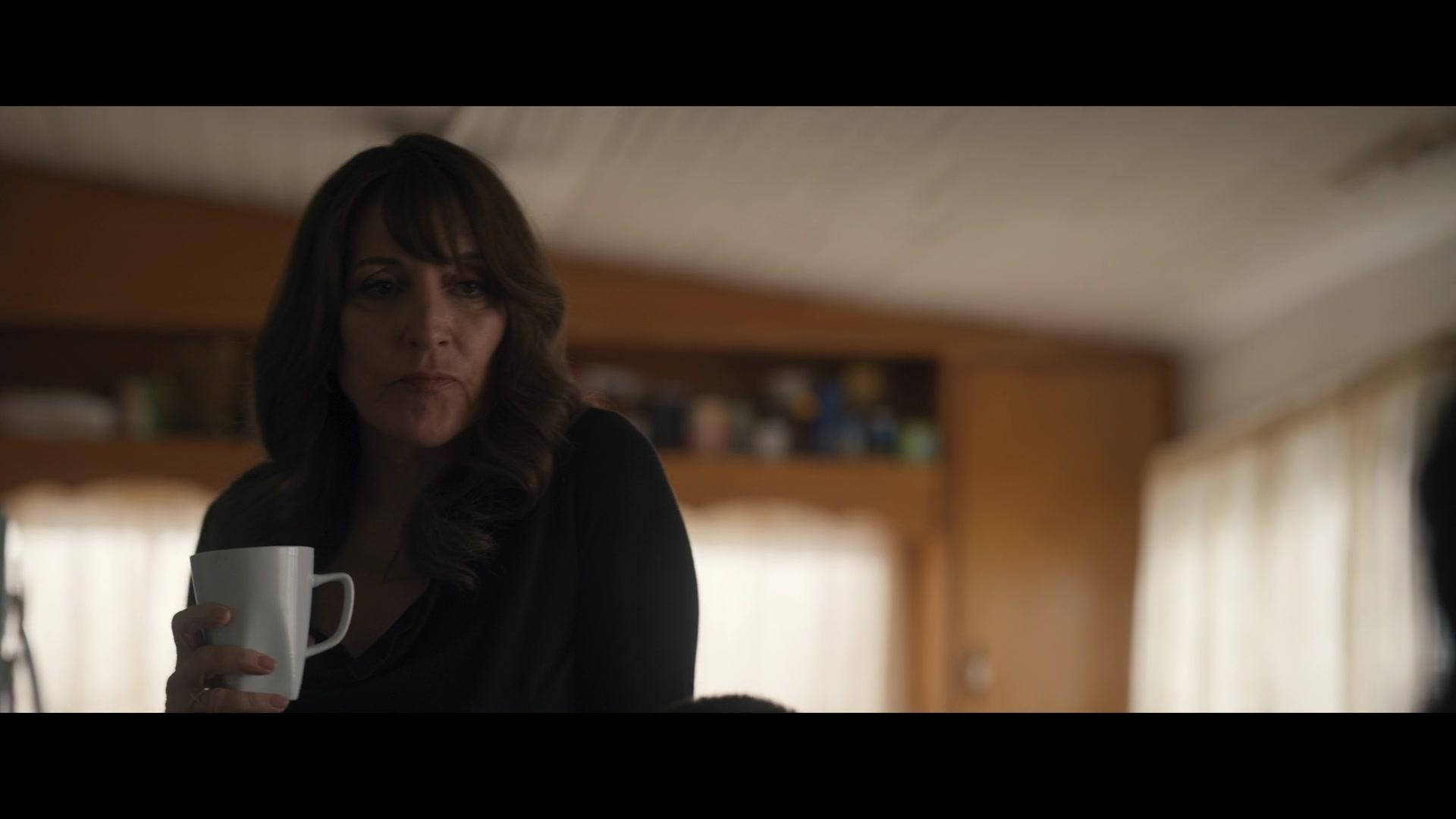 Katey Sagal, brown hair, white mug, Full HD Desktop Wallpaper