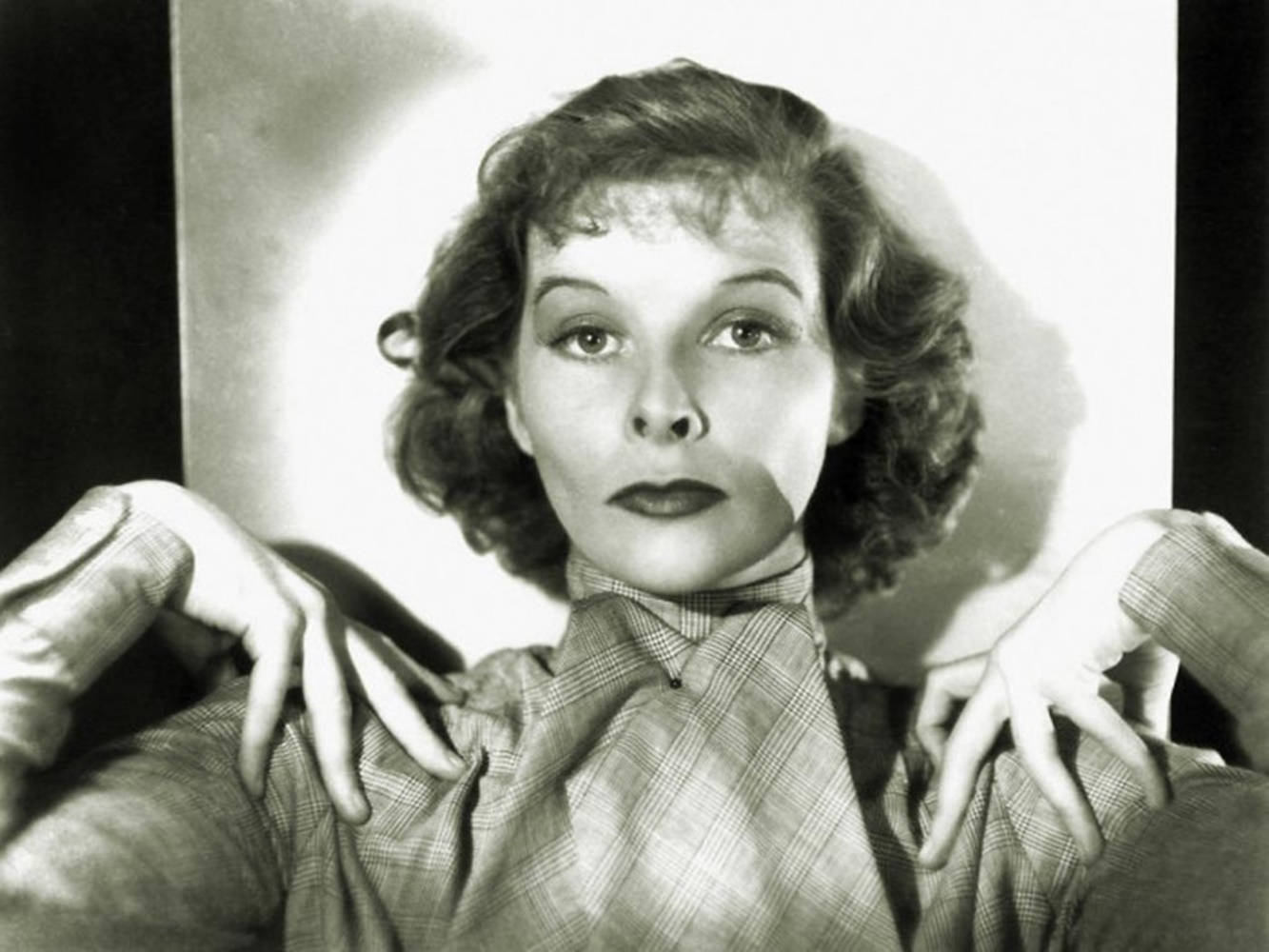 Katharine Hepburn, vintage black and white portrait, curled hair, HD Desktop Wallpaper