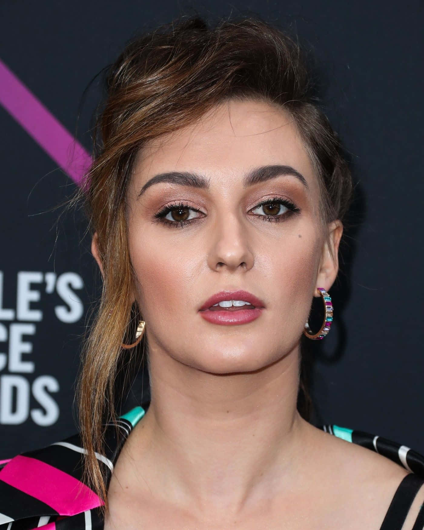 Katherine Barrell, red carpet, awards event, HD Phone Wallpaper