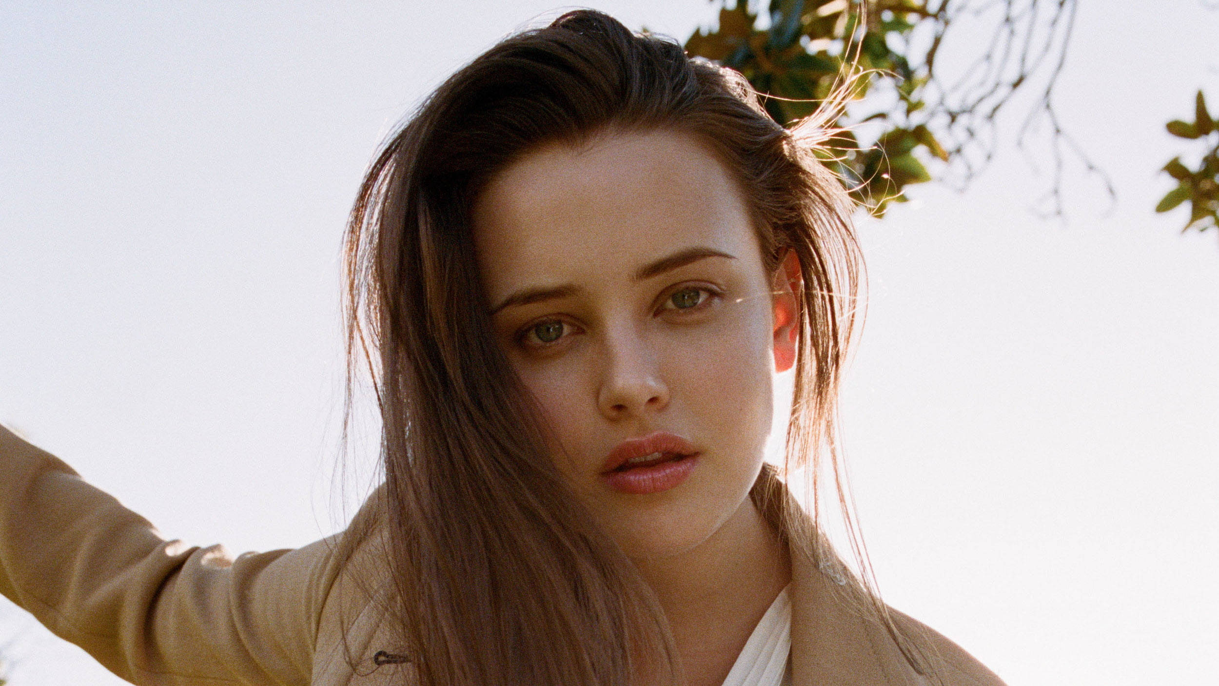 Katherine Langford, sunshine, long brown hair, Full HD Desktop Wallpaper
