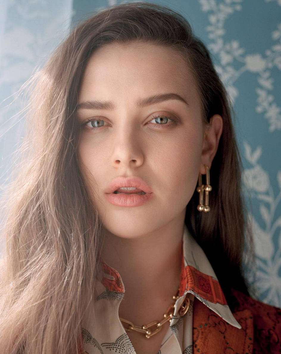 Katherine Langford, long brown hair, green eyes, SD Phone Wallpaper