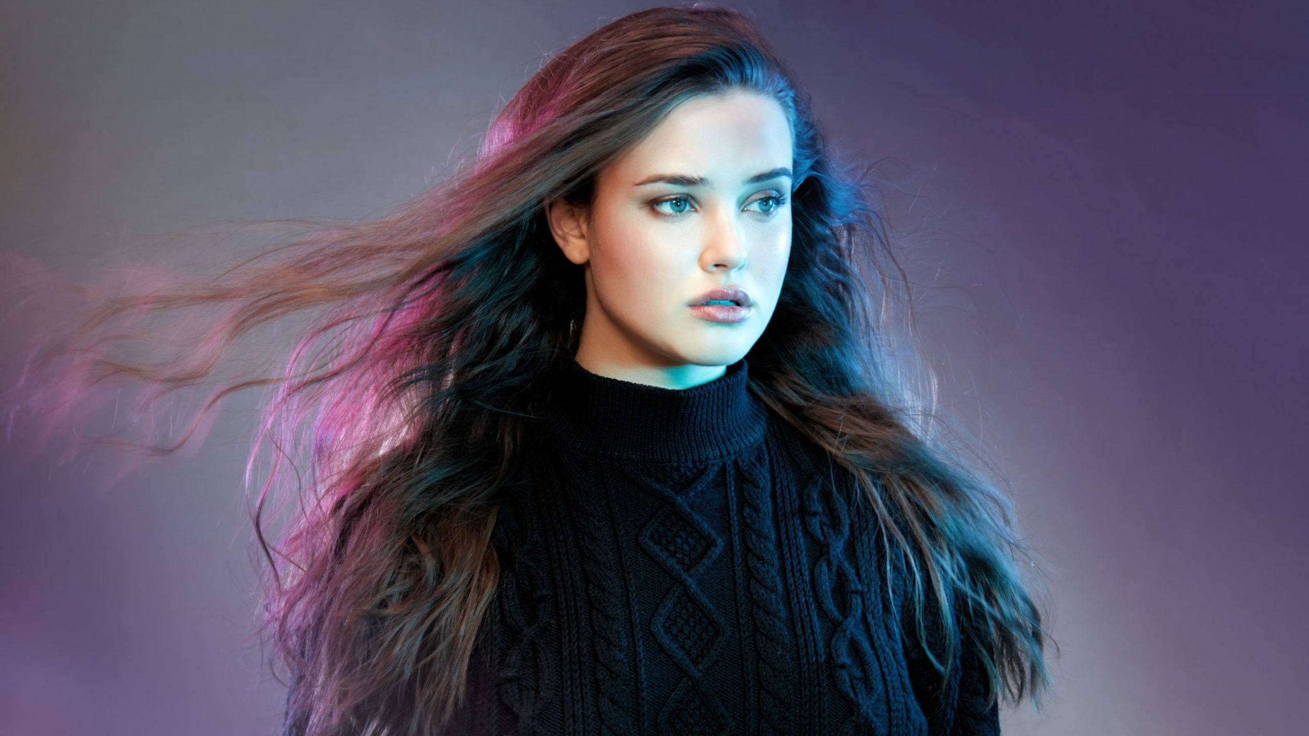 Katherine Langford, black turtleneck, flowing hair, 2K Desktop Wallpaper