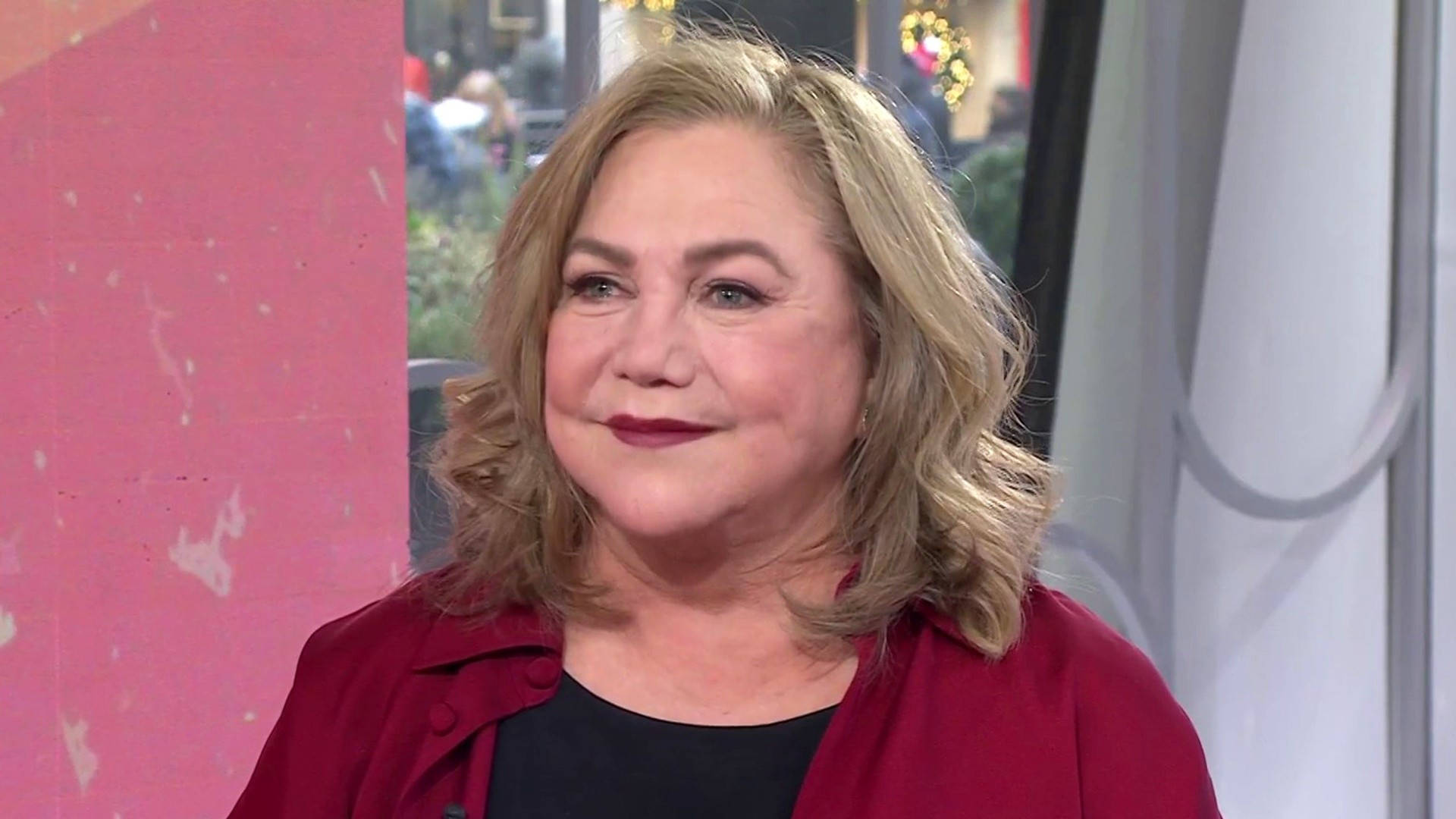 Kathleen Turner, blonde hair, red lipstick, Full HD Desktop Wallpaper