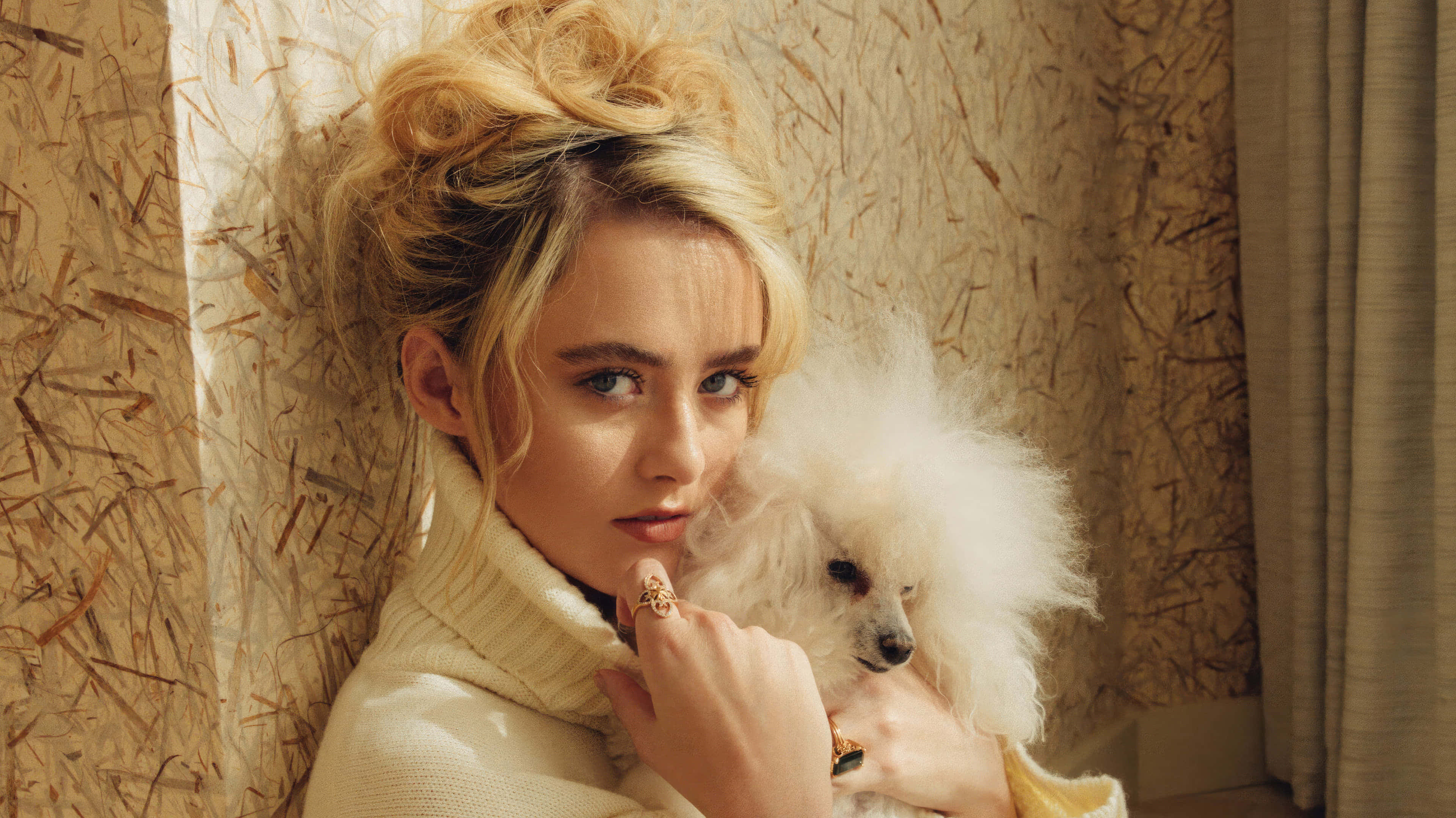 Kathryn Newton, cream turtleneck, fluffy white poodle, 4K Desktop Wallpaper