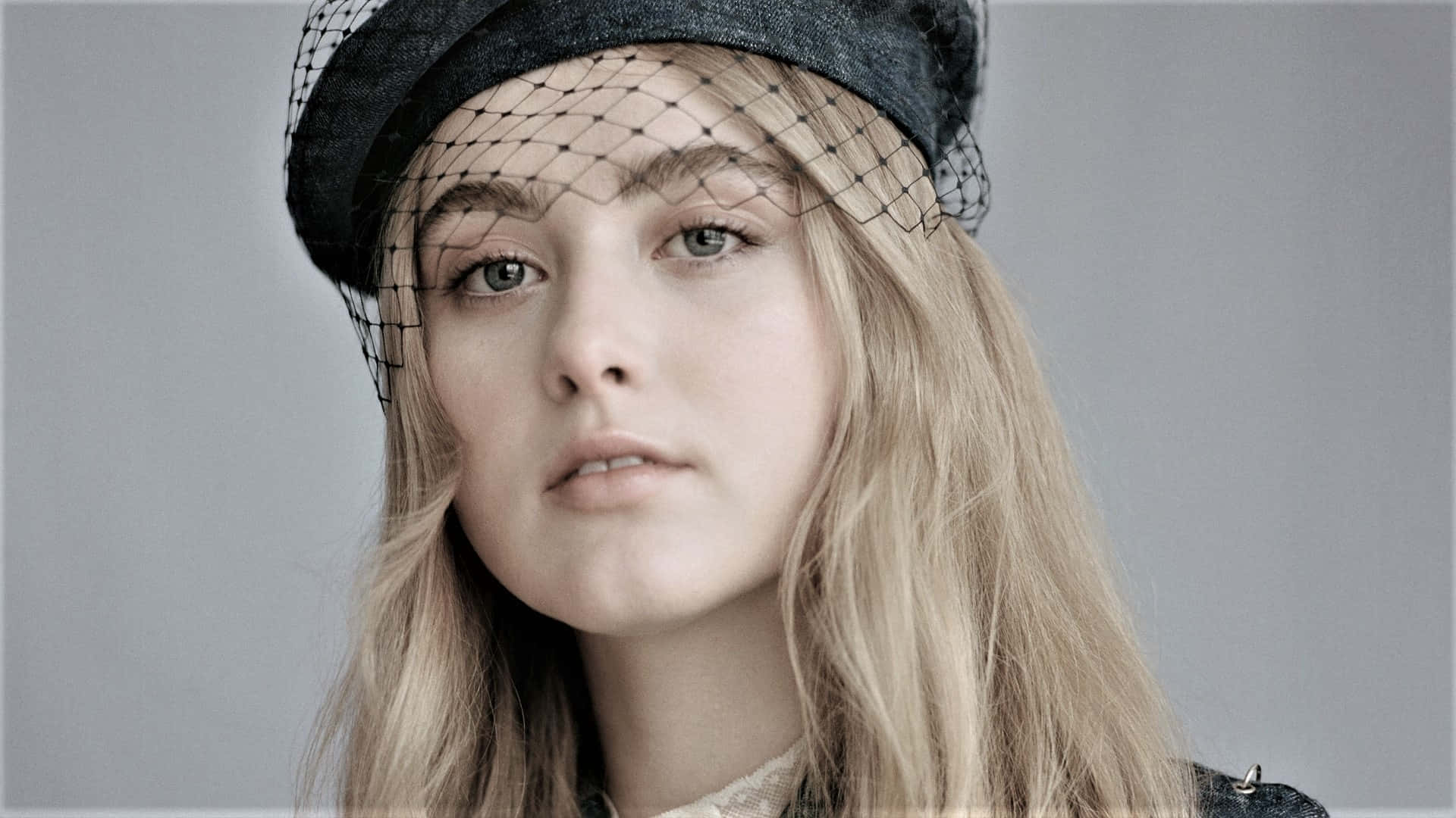 Kathryn Newton, classic veil look, black netted hat, Full HD Desktop Wallpaper