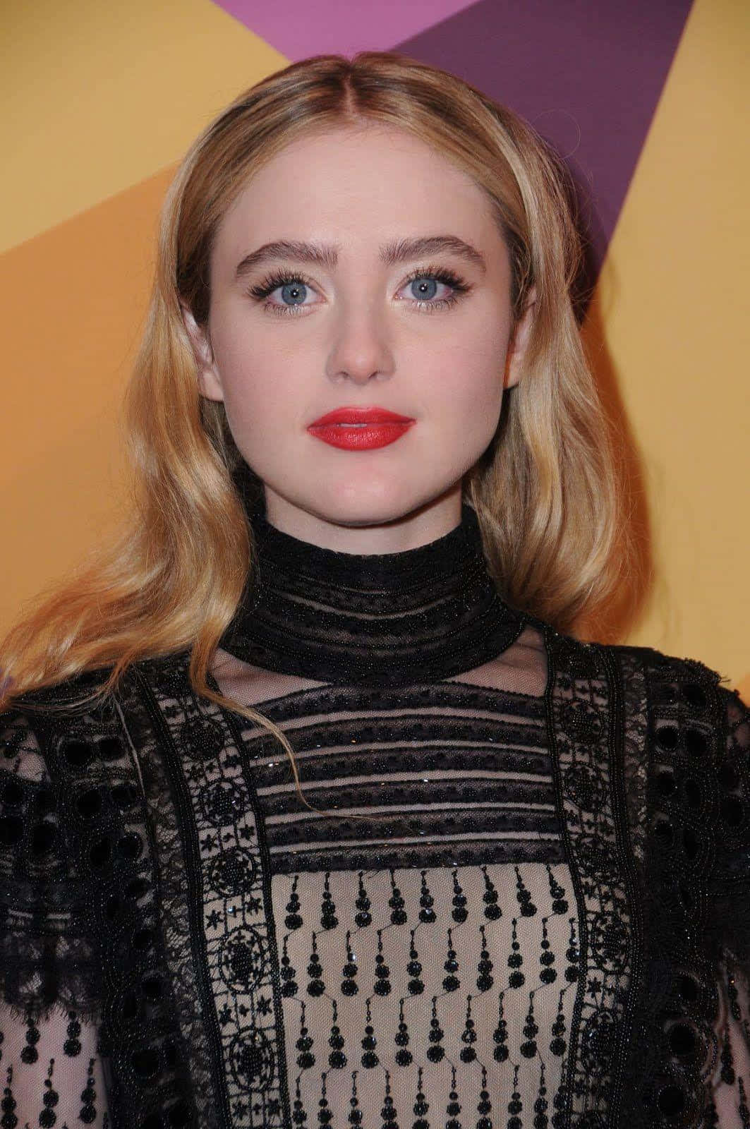 Kathryn Newton, black beaded lace dress, bold red lipstick, HD Phone Wallpaper