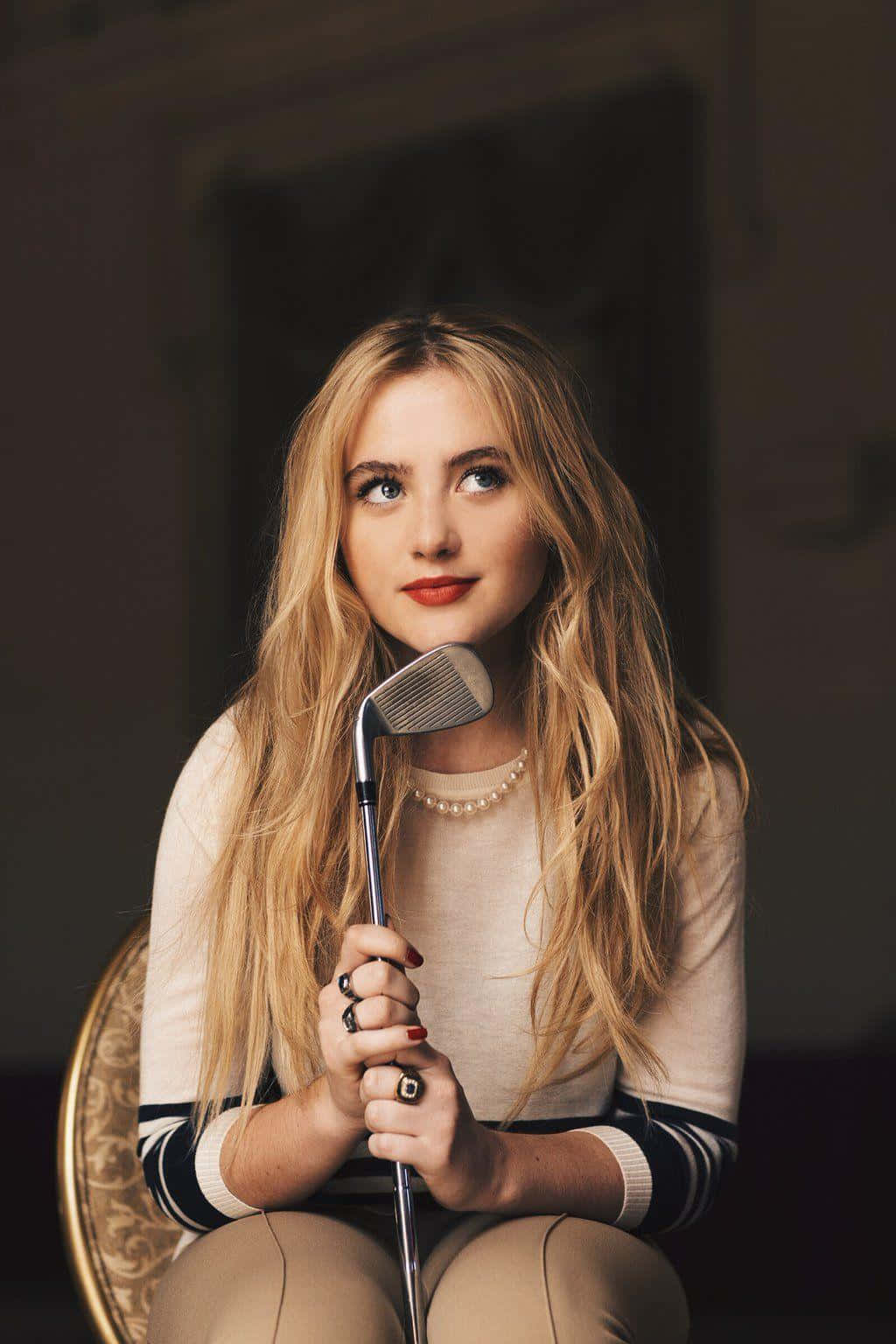 Kathryn Newton, golf club, blonde woman, HD Phone Wallpaper