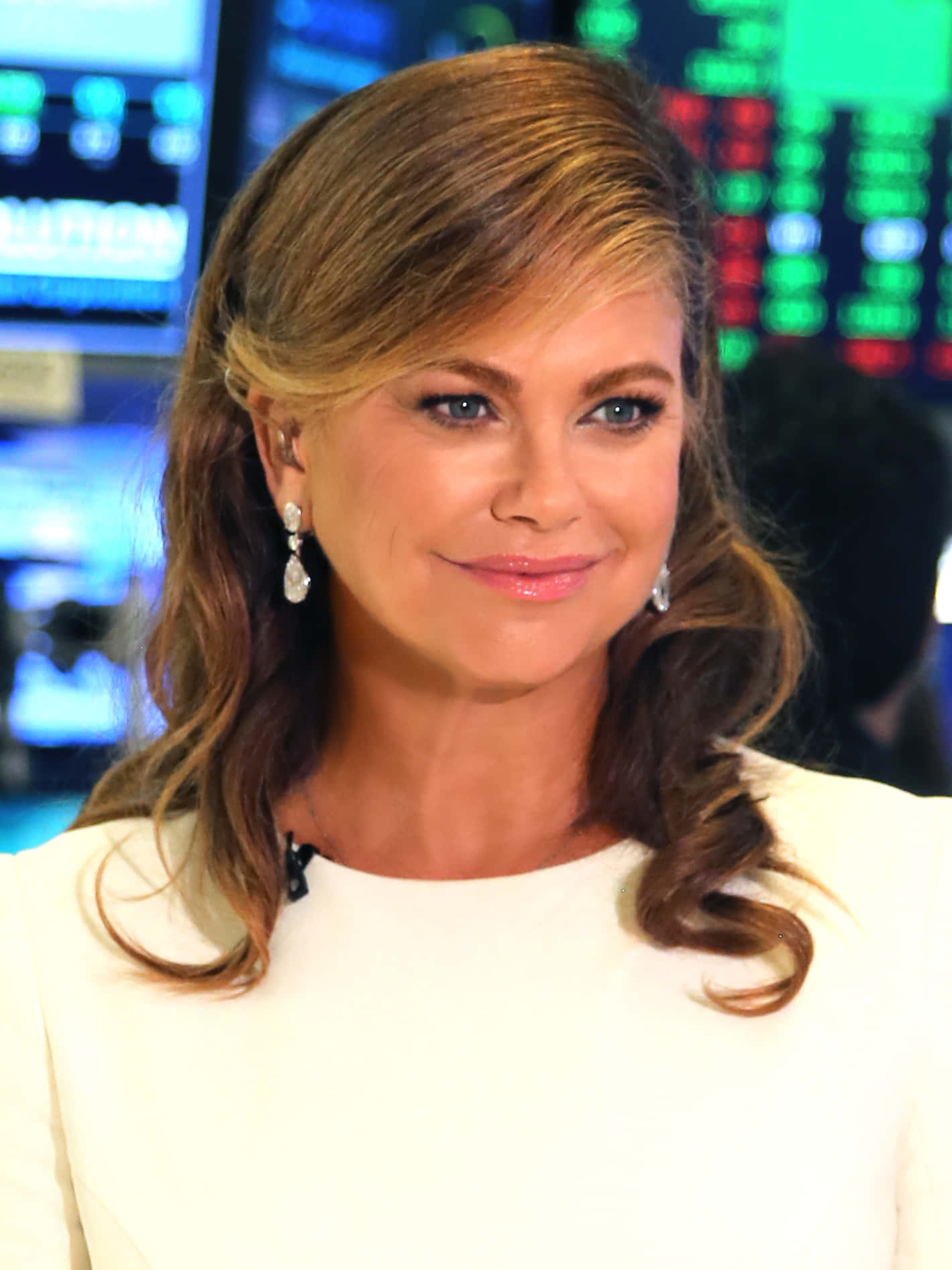 Kathy Ireland, smiling, wavy brown hair, HD Phone Wallpaper