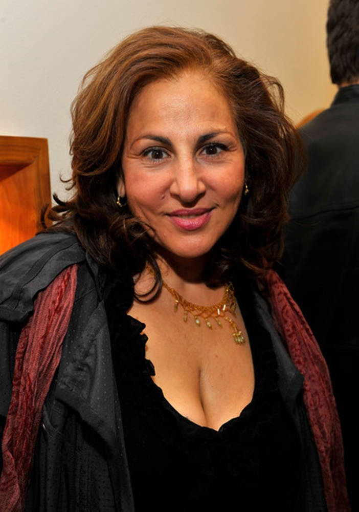 Kathy Najimy, wavy brown hair, black top, SD Phone Wallpaper