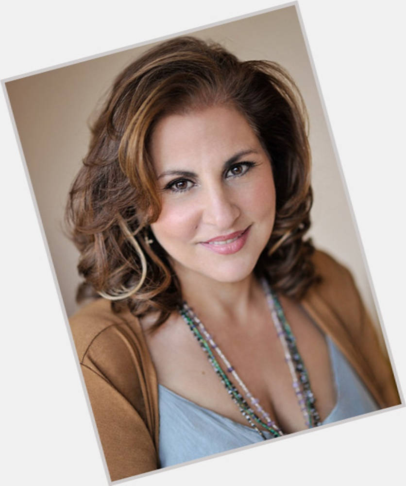 Kathy Najimy, wavy brown hair, brown cardigan, SD Phone Wallpaper