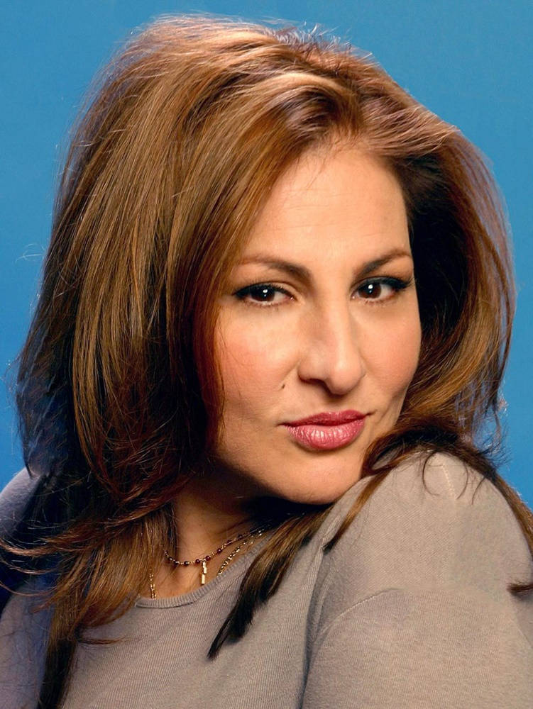 Kathy Najimy, brown hair, pink lips, SD Phone Wallpaper