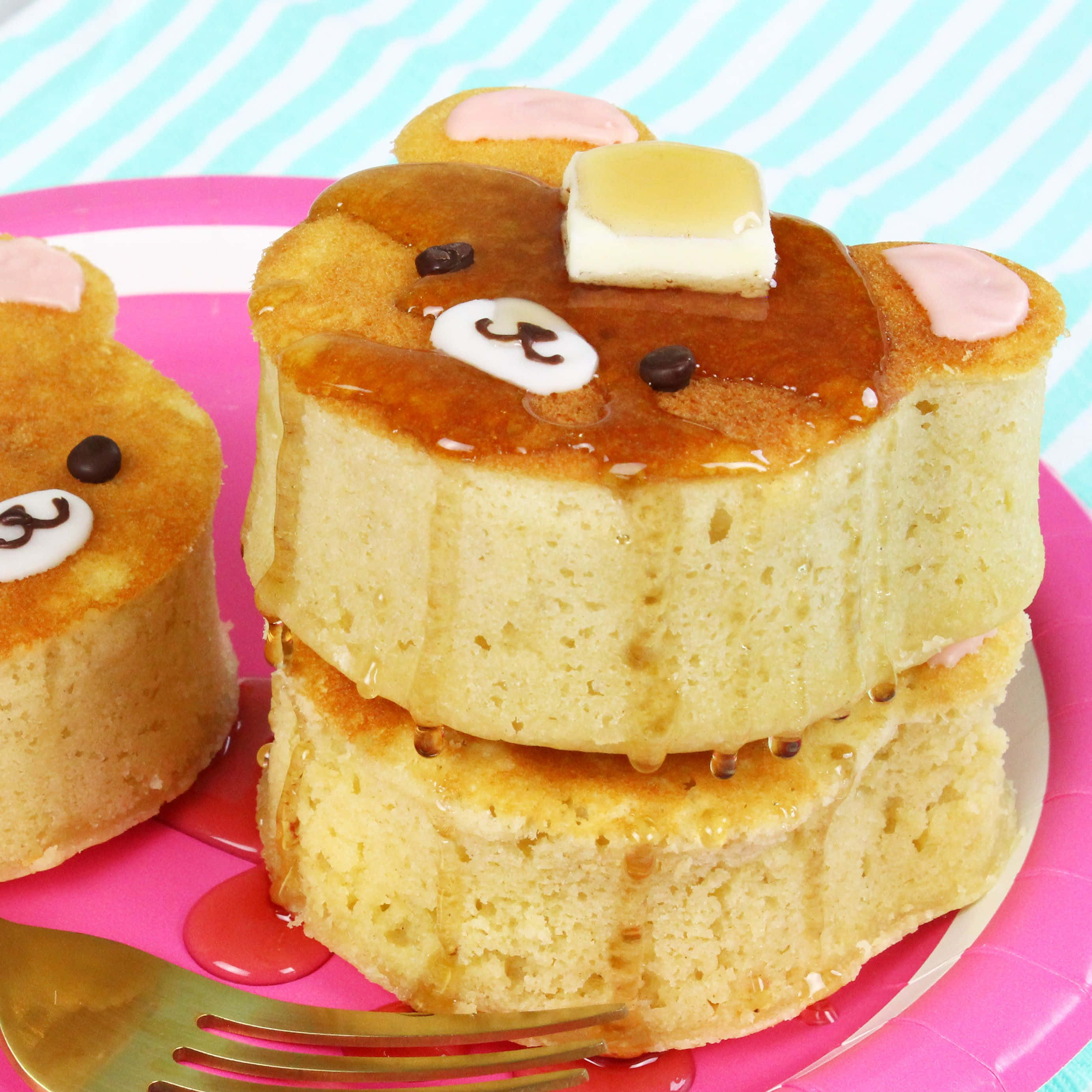 kawaii dessert, bear-shaped pancakes, syrup, 2K Desktop Wallpaper
