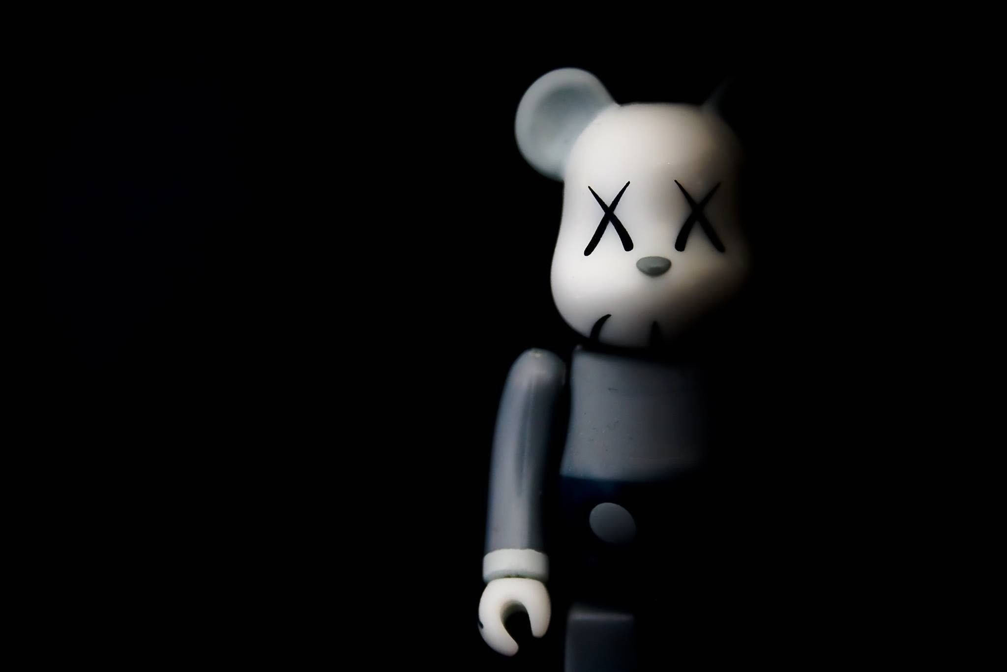 Bearbrick KAWS 46, white, X eyes, Full HD Desktop Wallpaper