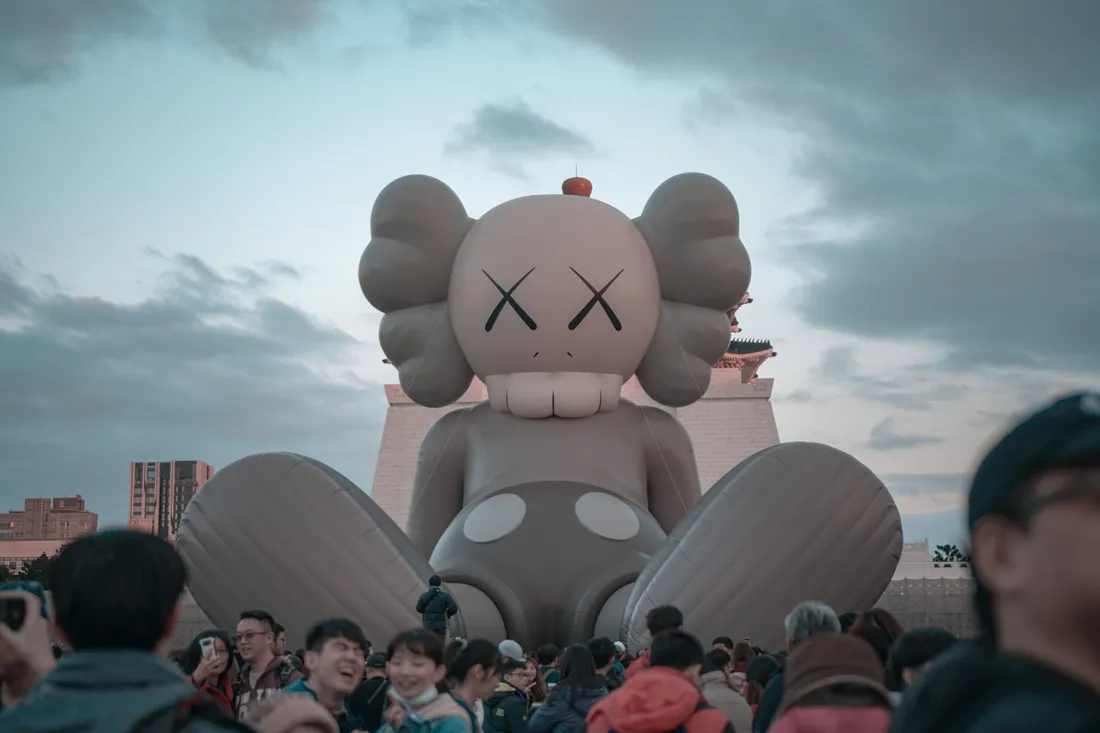 KAWS Wallpapers