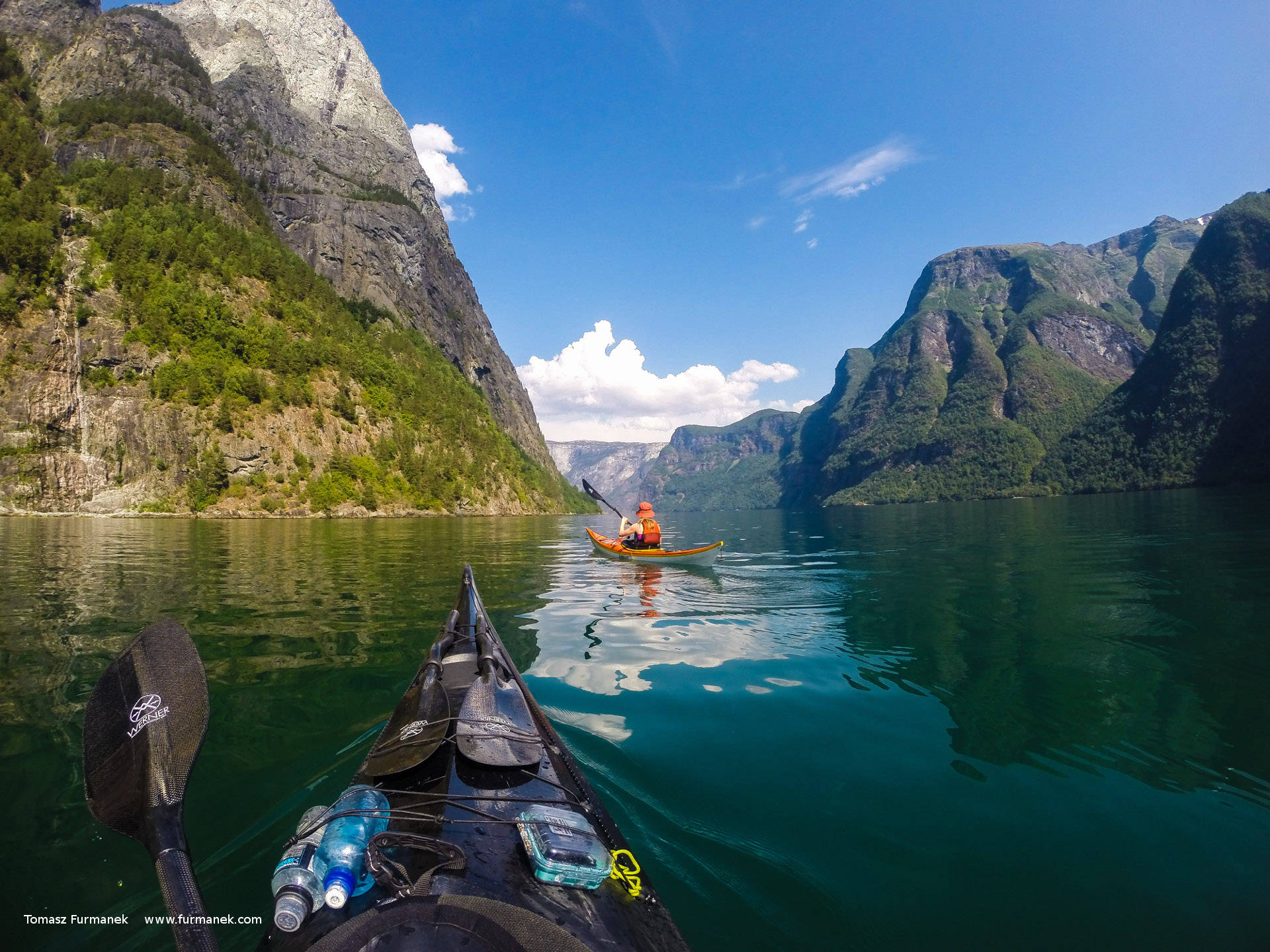 river group kayaking, fjord, towering green mountains, Full HD Desktop Wallpaper