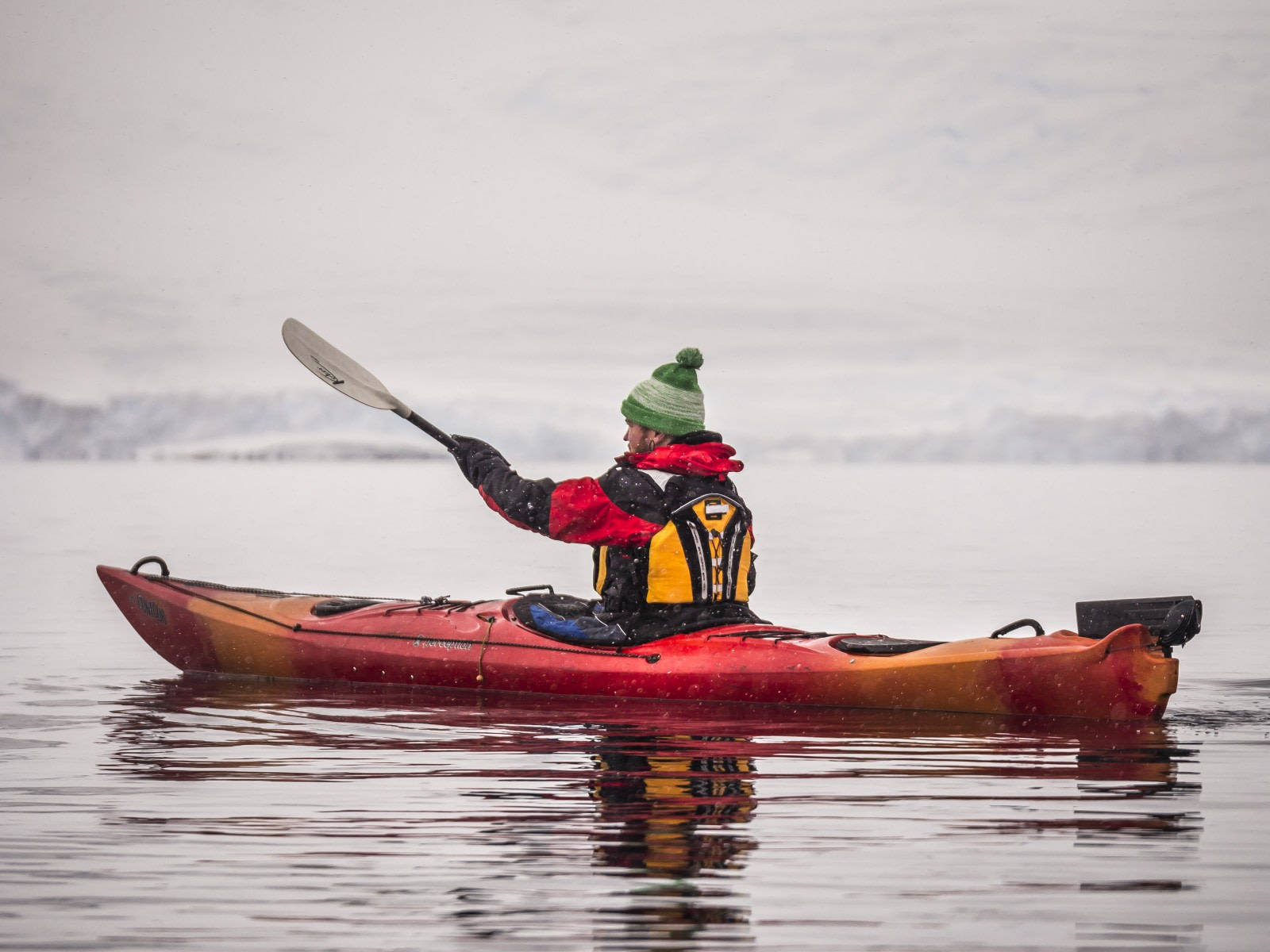 red kayak, calm waters, gray sky, HD Desktop Wallpaper