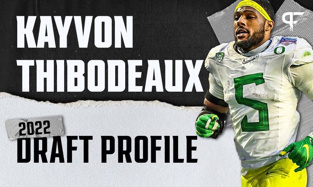 Kayvon Thibodeaux, American Football Outside Linebacker, white green and yellow uniform, SD Desktop Wallpaper