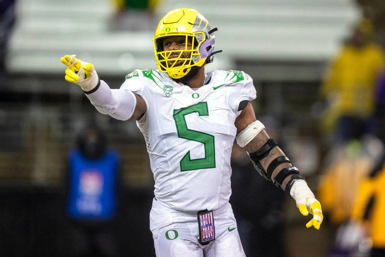Kayvon Thibodeaux, 2022 NFL Draft, white and green uniform, HD Desktop Wallpaper