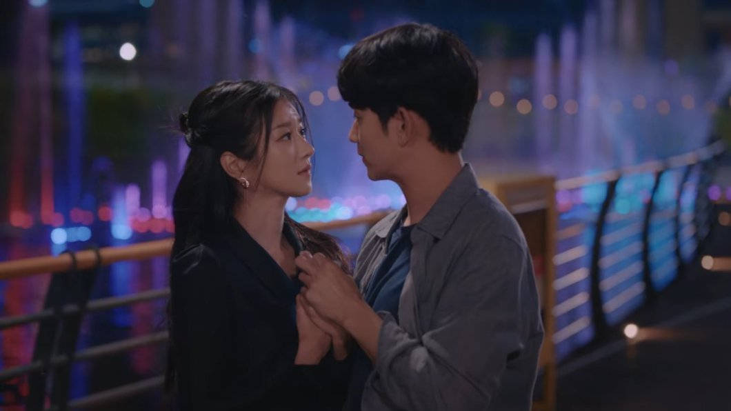 Night Scene From A Kdrama, couple, colorful city lights, SD Desktop Wallpaper