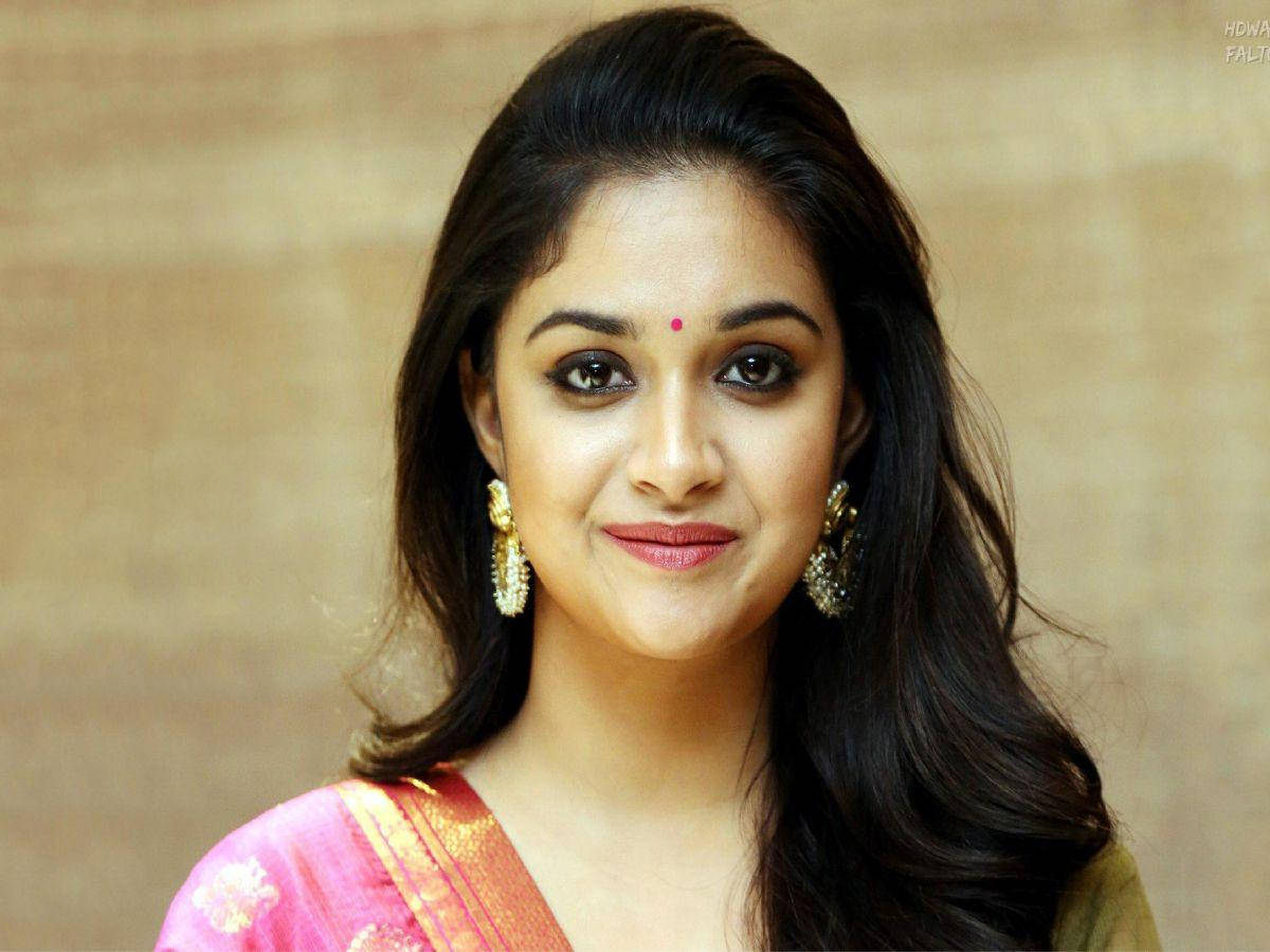 Keerthi Suresh, pink sari, red bindi, SD Desktop Wallpaper