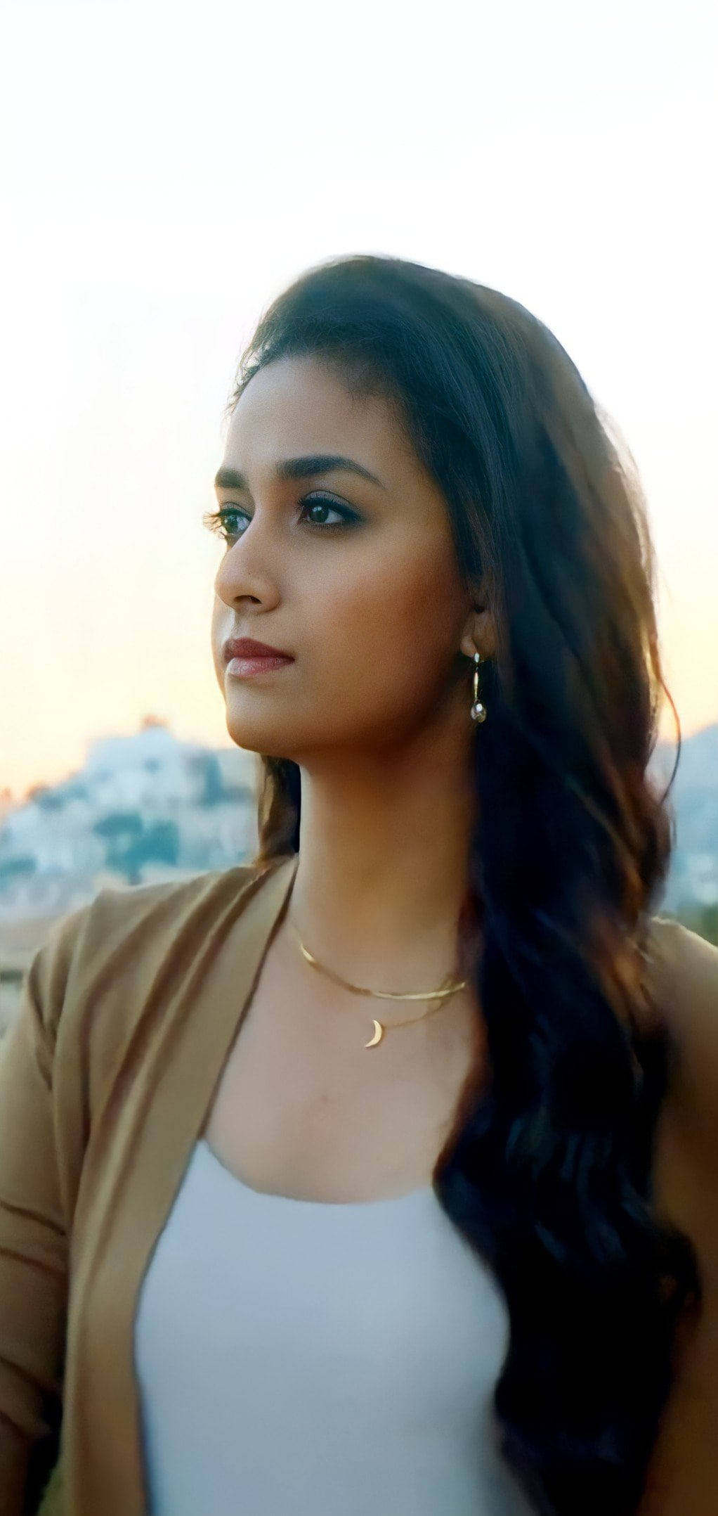 Keerthi Suresh, moon necklace, golden sunset sky, Full HD Phone Wallpaper