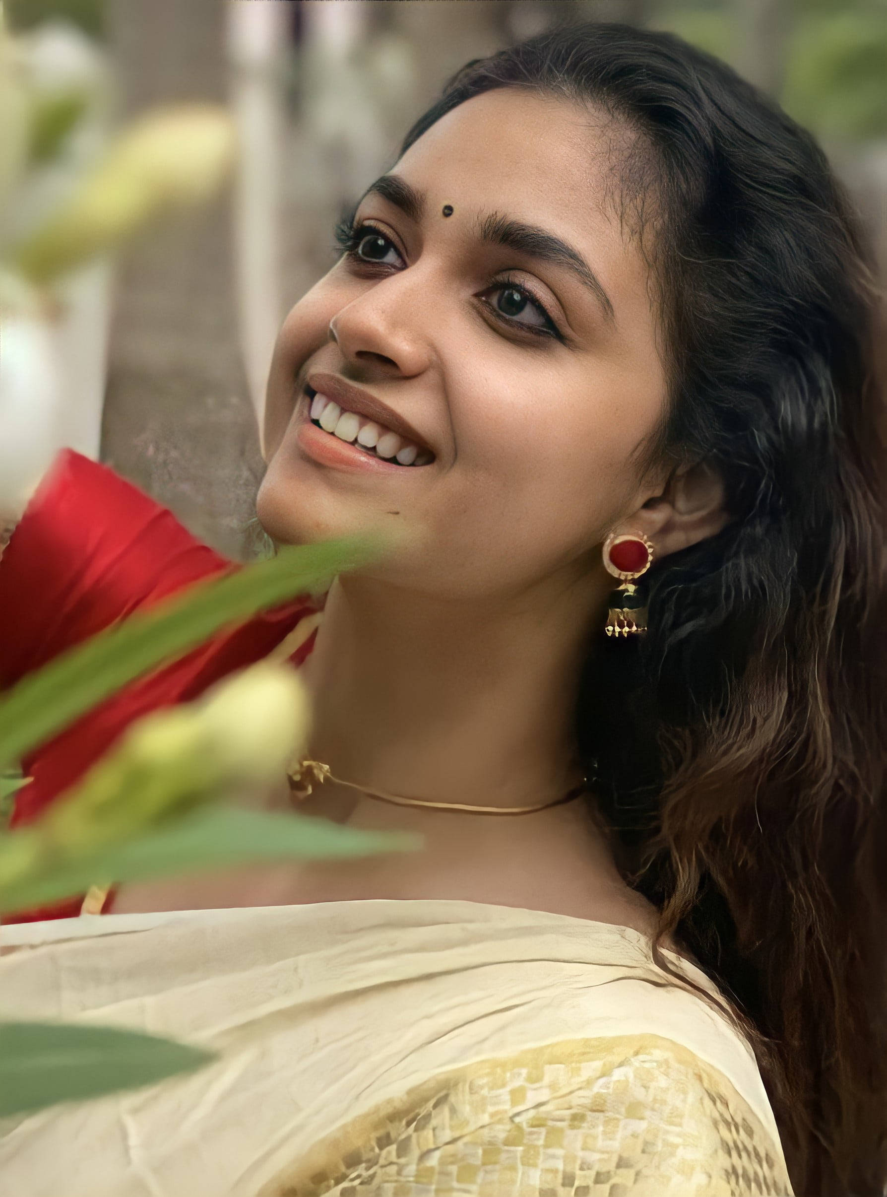 Keerthi Suresh, traditional attire, soft blurred greenery, Full HD Phone Wallpaper
