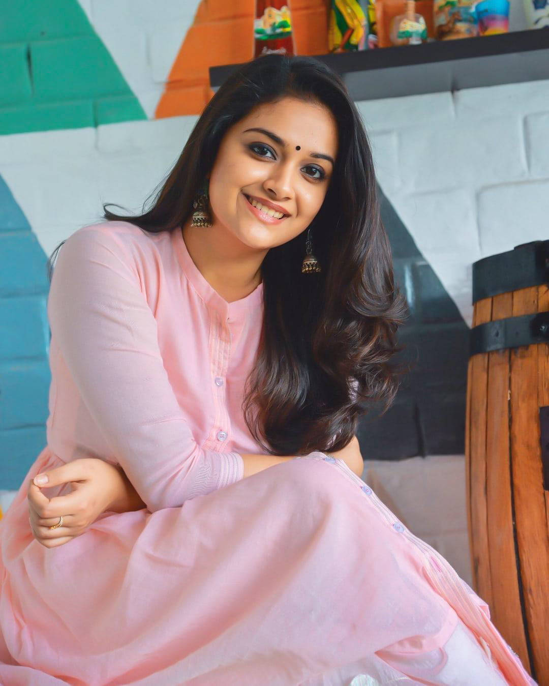 Keerthi Suresh, simple pink dress, soft pink traditional outfit, HD Phone Wallpaper