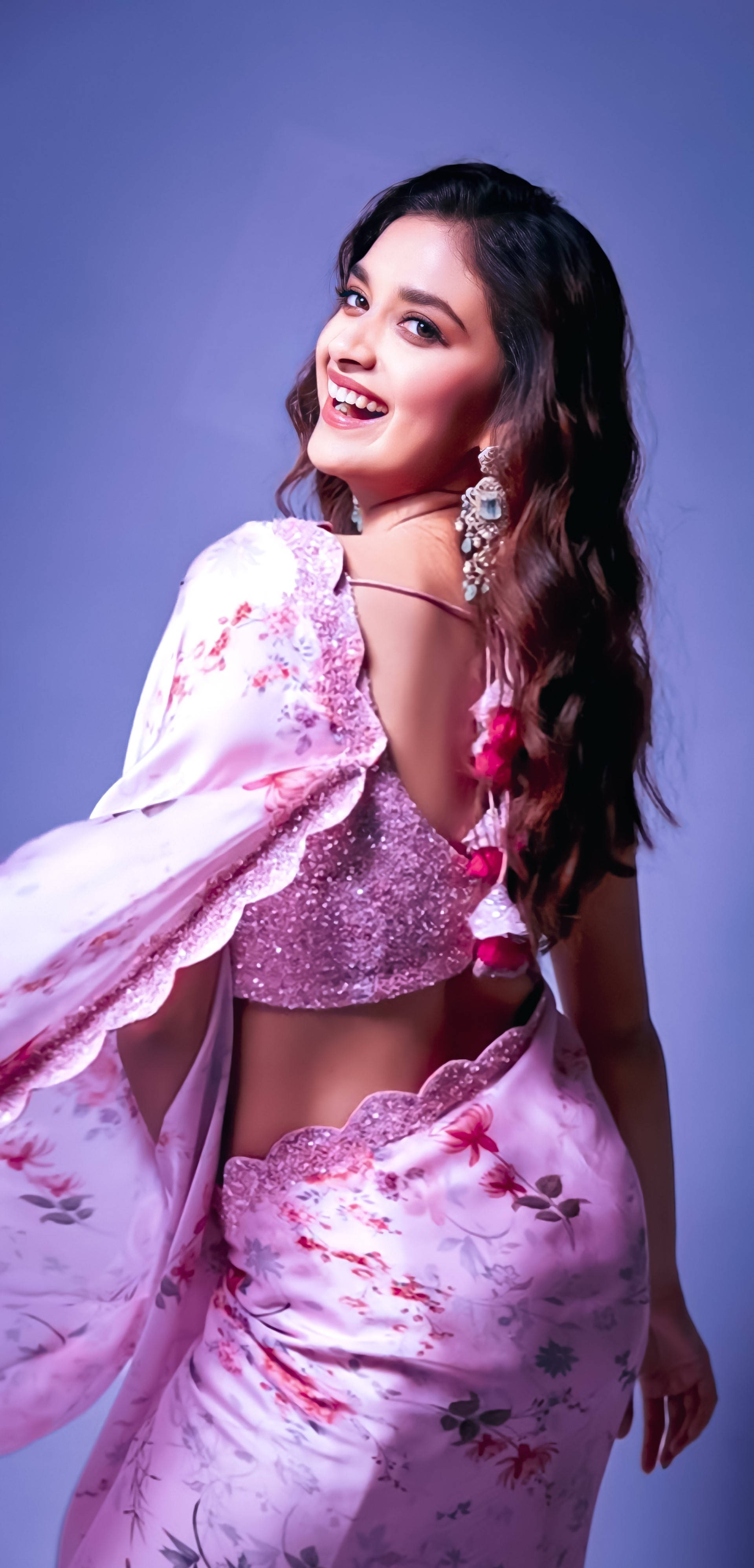 Keerthi Suresh, lavender saree, sparkling pink floral outfit, 4K Phone Wallpaper