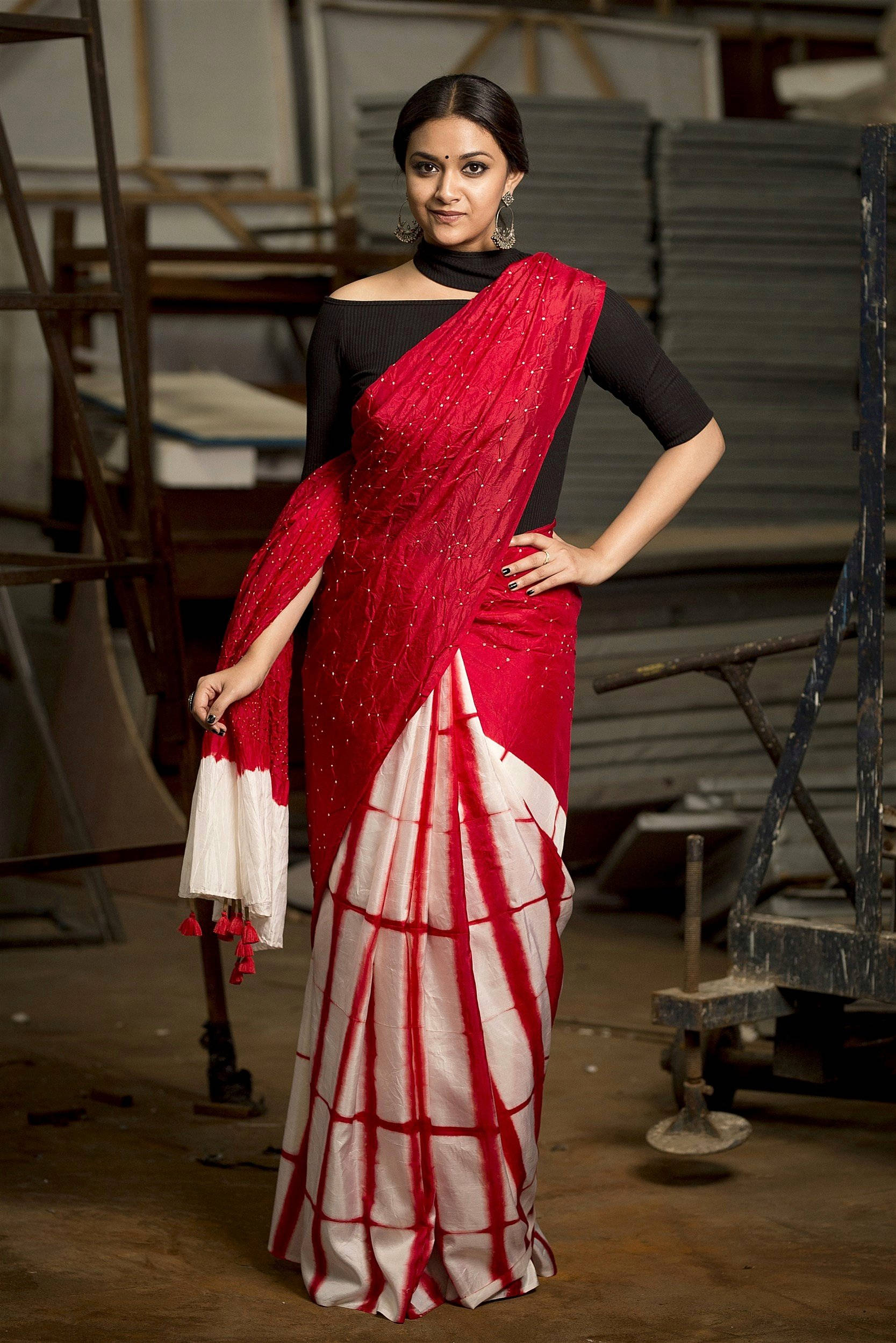 Keerthi Suresh, red and white patterned saree, black top, Full HD Phone Wallpaper