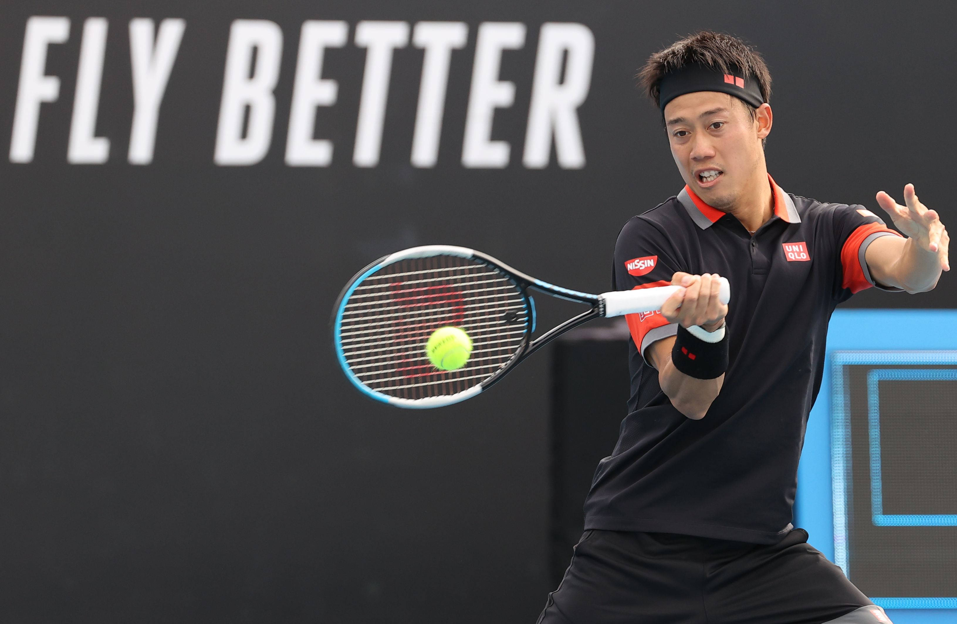 Kei Nishikori, groundstroke, black gear, 2K Desktop Wallpaper