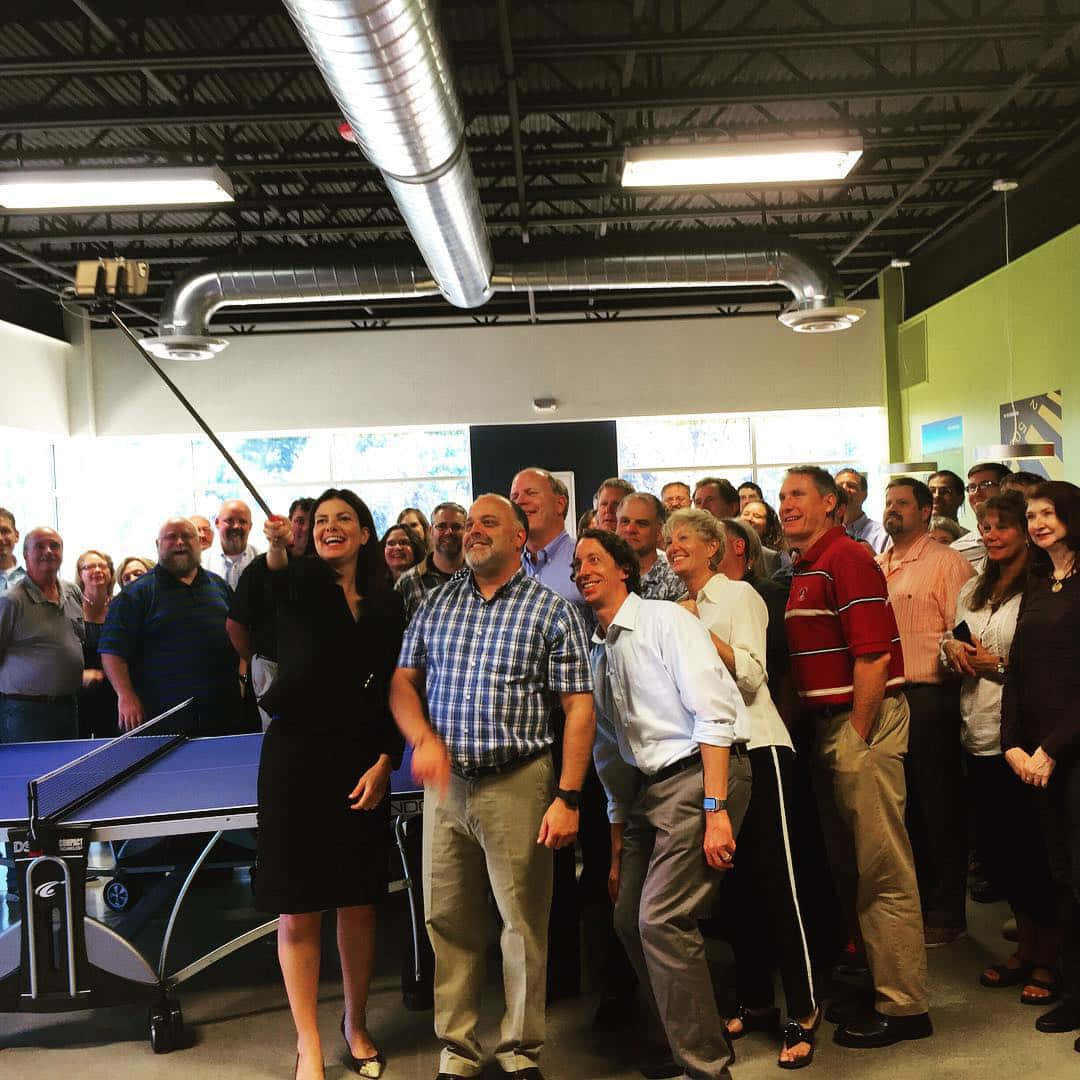 Kelly Ayotte, ping pong table, industrial-style room, SD Desktop Wallpaper