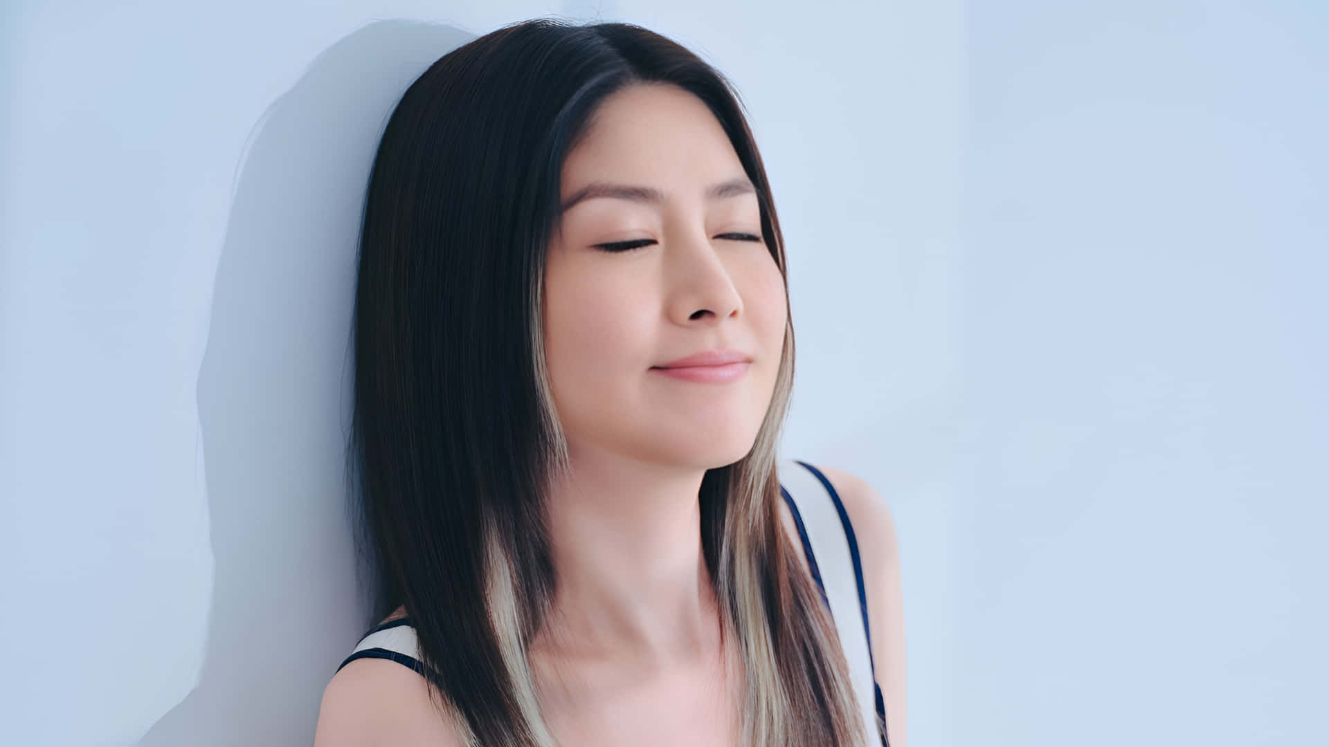 Kelly Chen, dark hair, gentle smile, Full HD Desktop Wallpaper