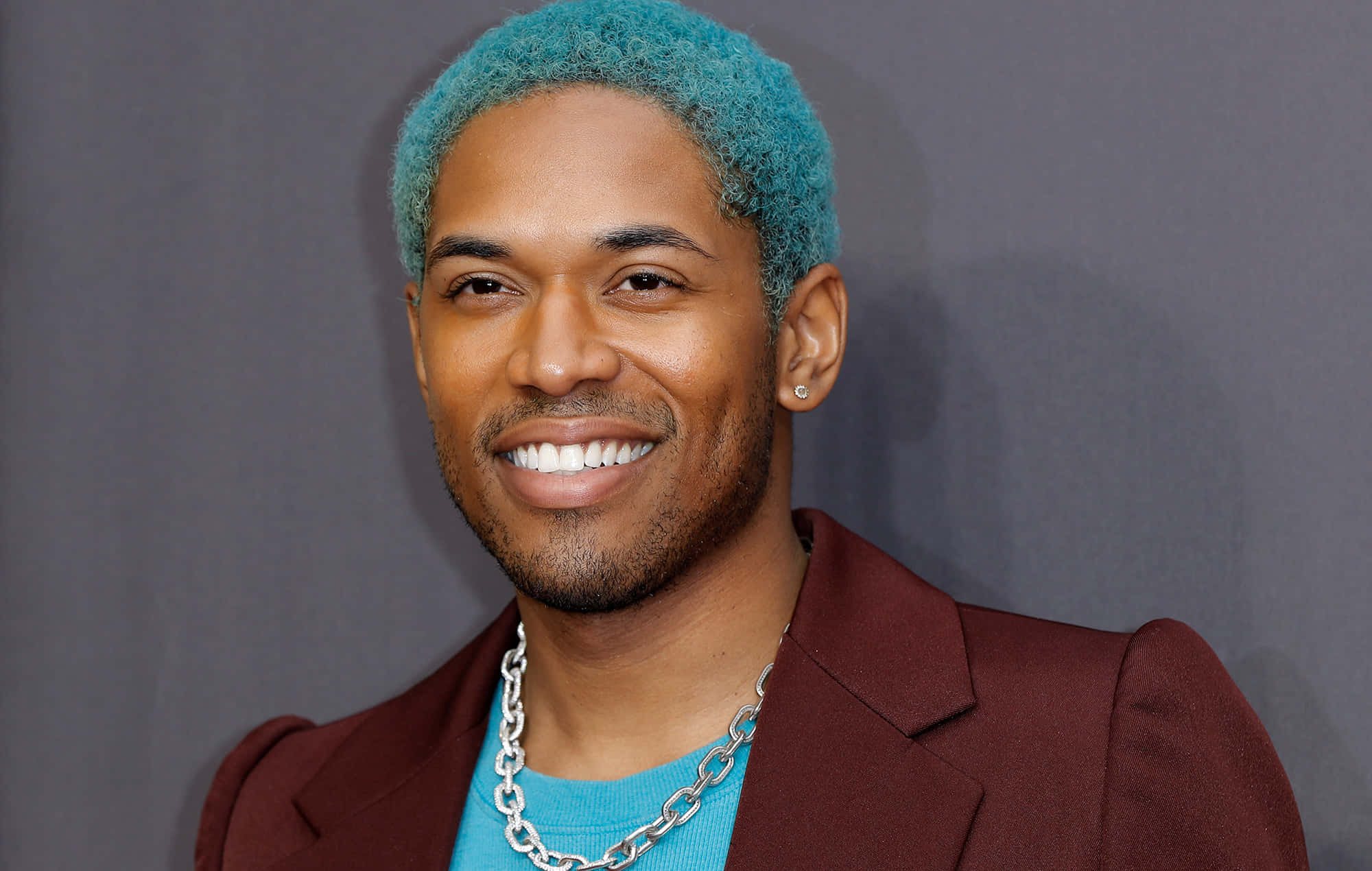 Kelvin Harrison Jr, teal hair, maroon blazer, Full HD Desktop Wallpaper