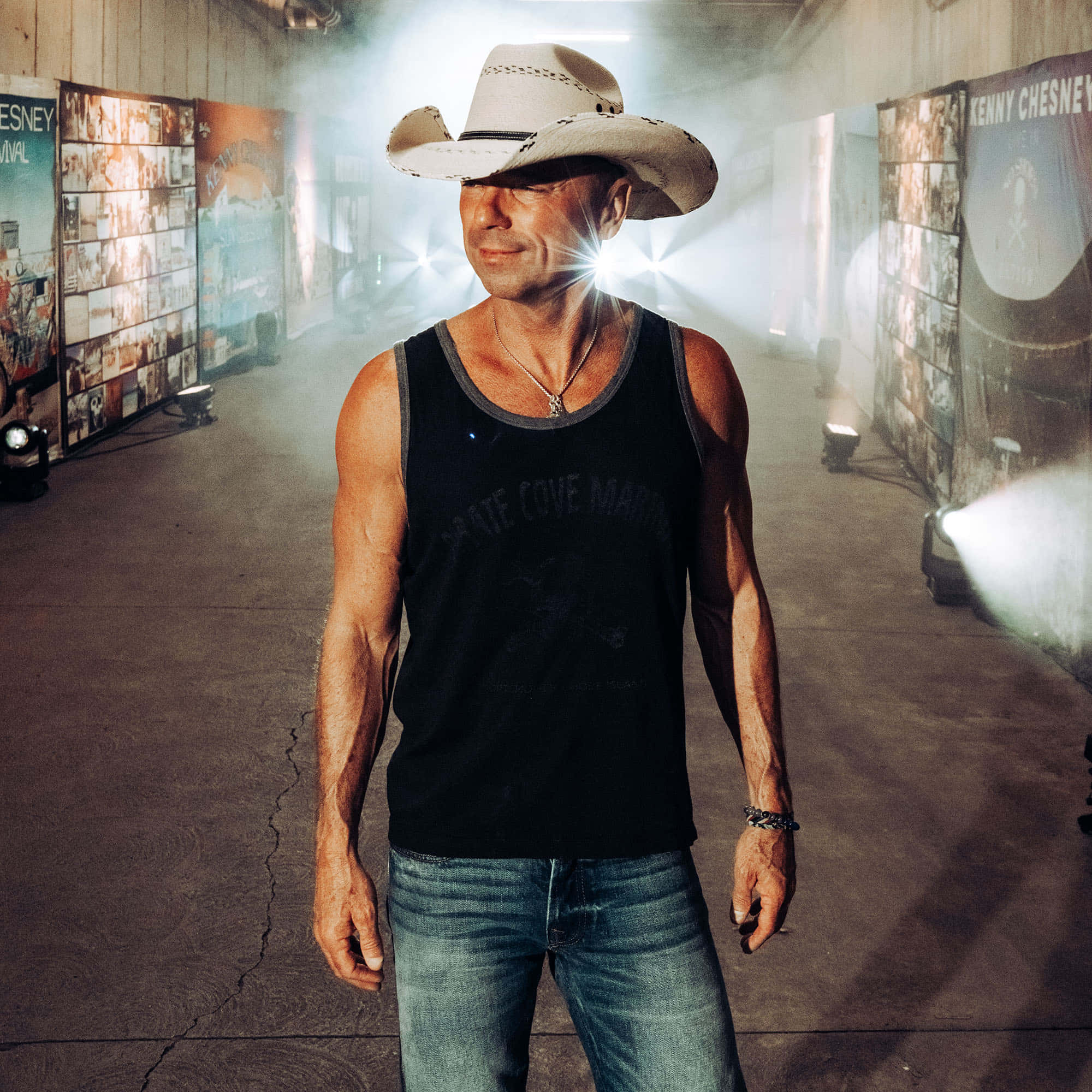 Kenny Chesney, cowboy hat, black tank top, Full HD Desktop Wallpaper